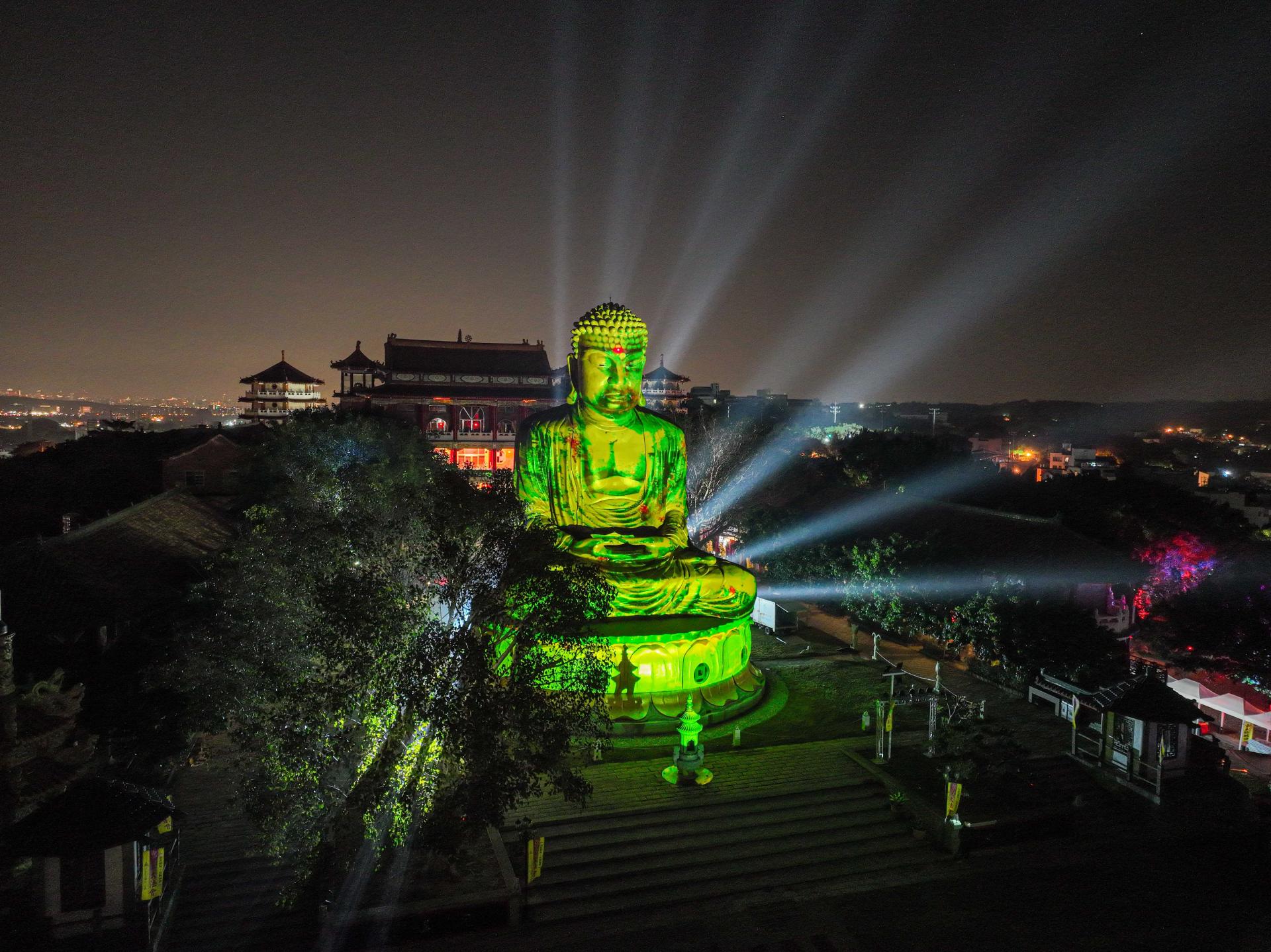 London Design Awards Winner - 2024 Changhua Moon Shadow Lantern Festival