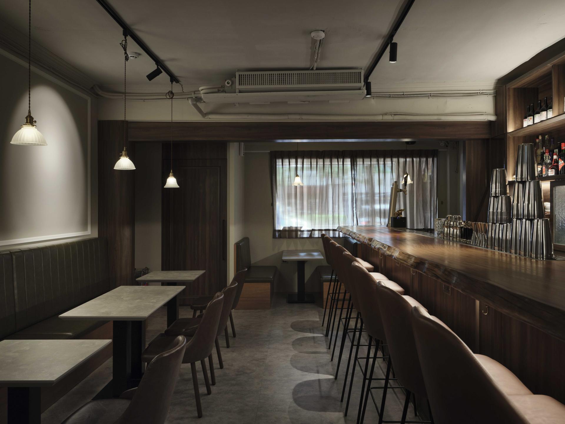 London Design Awards Winner - Moonwell Bar & Bistro