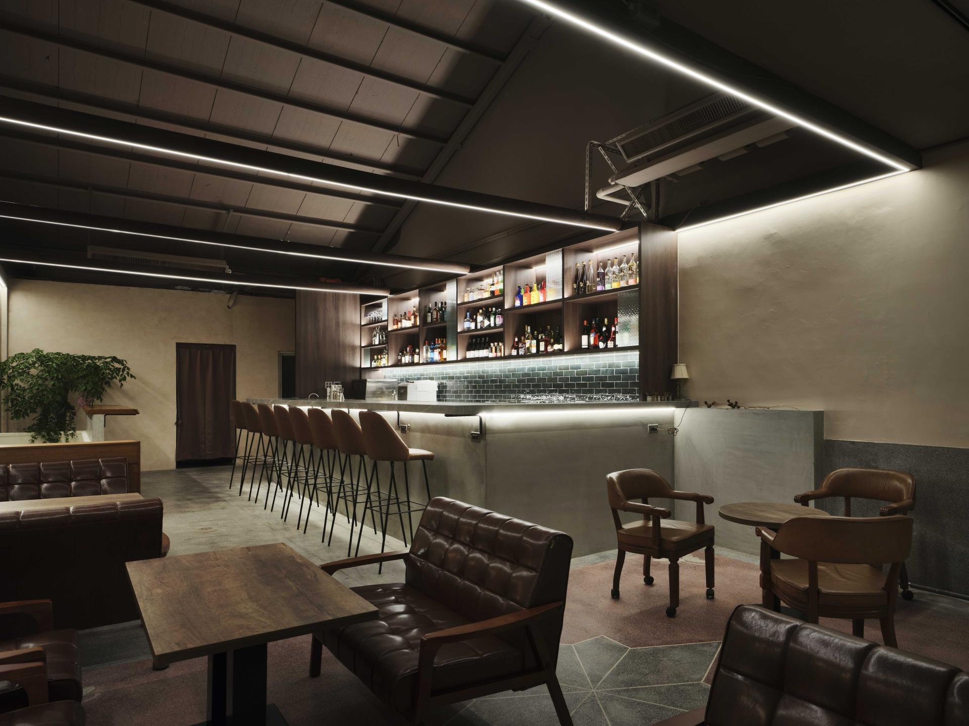 London Design Awards Winner - Moonwell Bar & Bistro