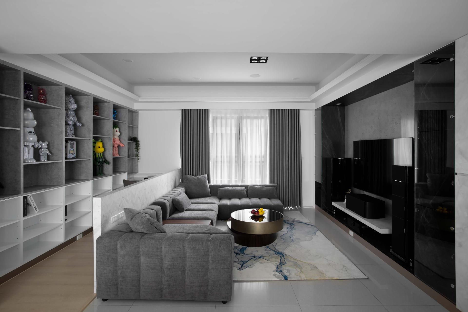 London Design Awards Winner - monochrome