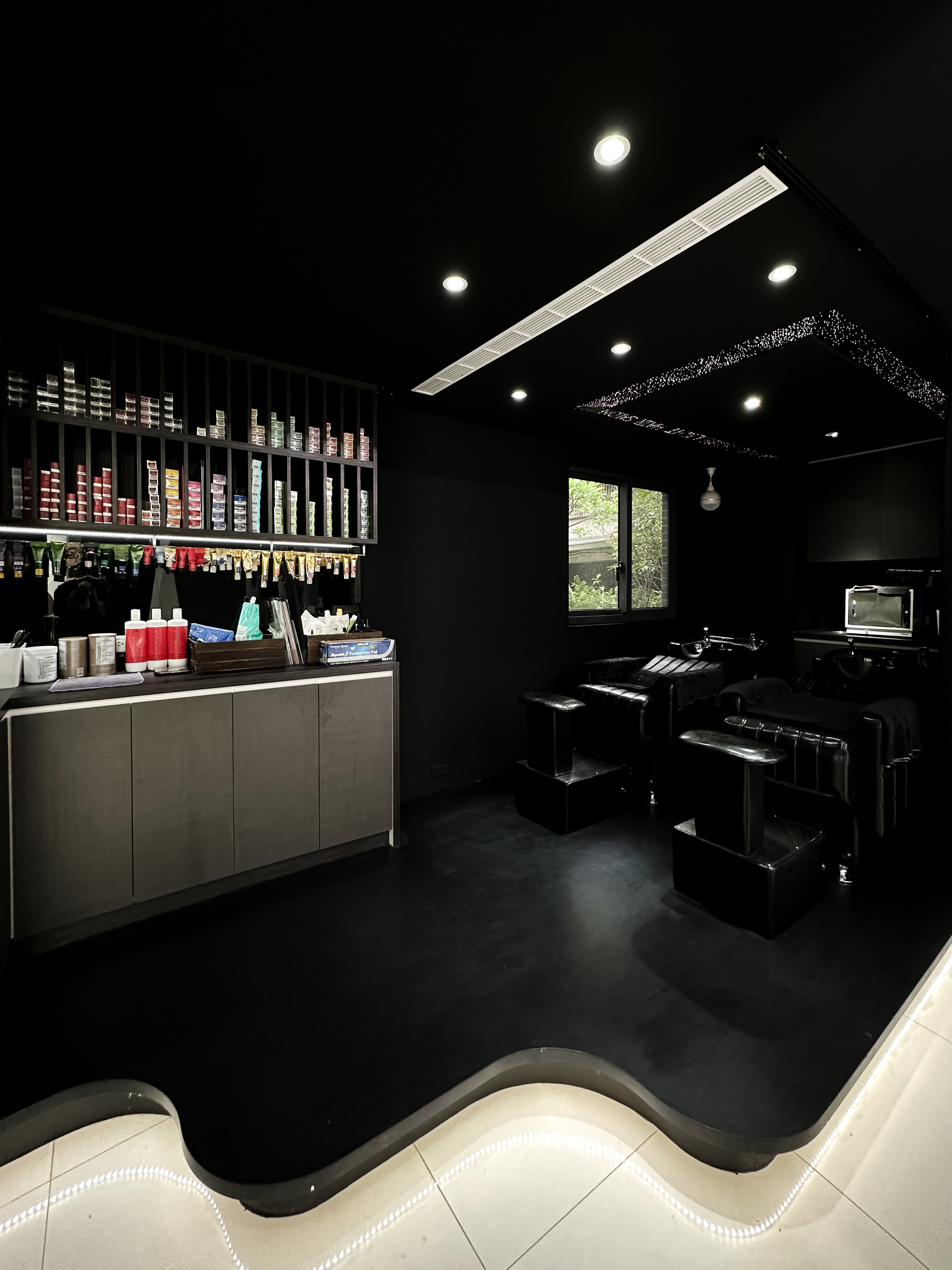 London Design Awards Winner - Light Hair Salon