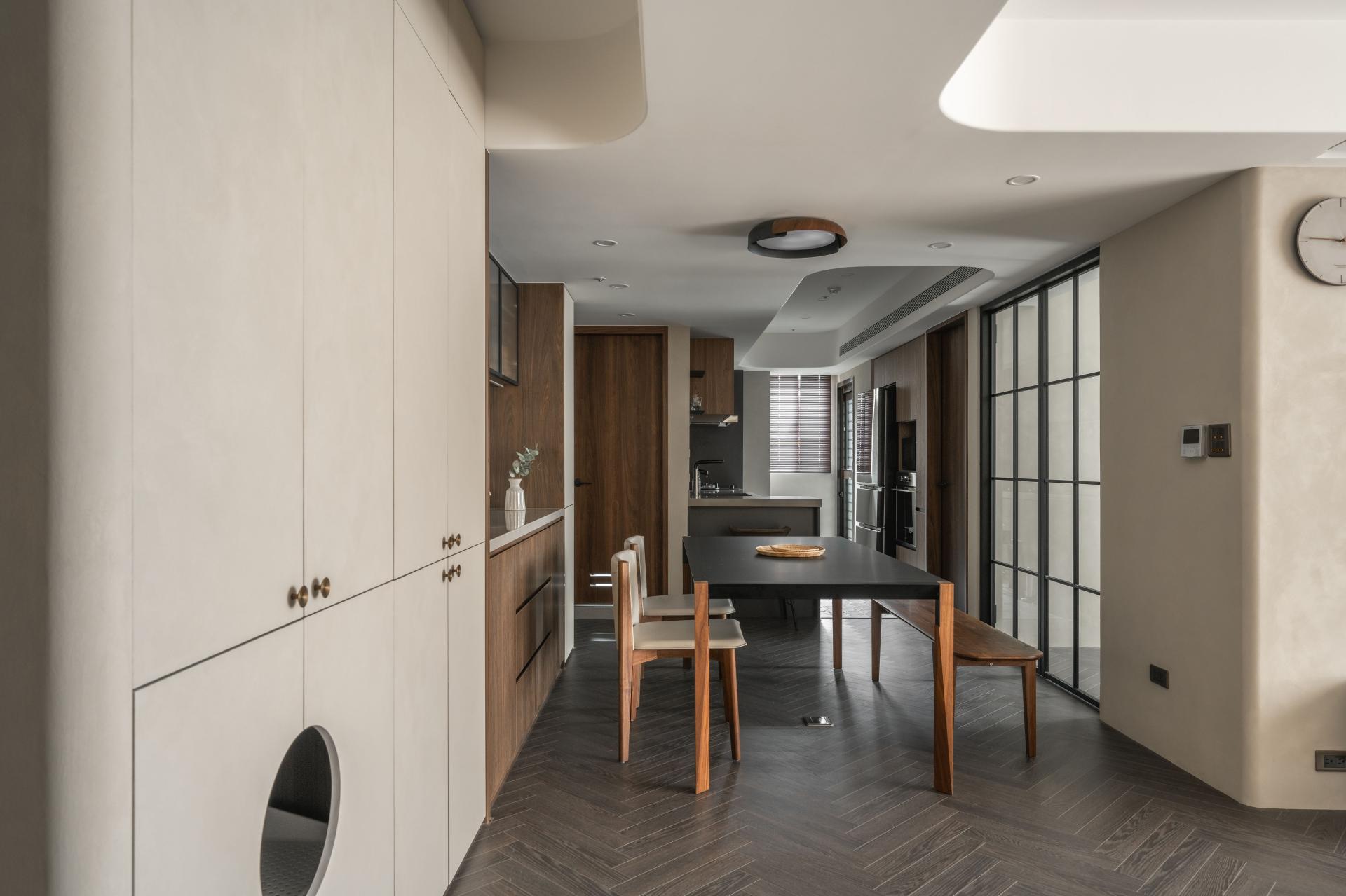 London Design Awards Winner - Sunlit Brilliance