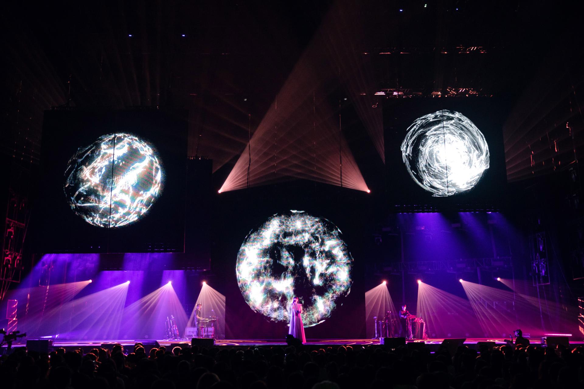 London Design Awards Winner - Enno Cheng Daughters Concert
