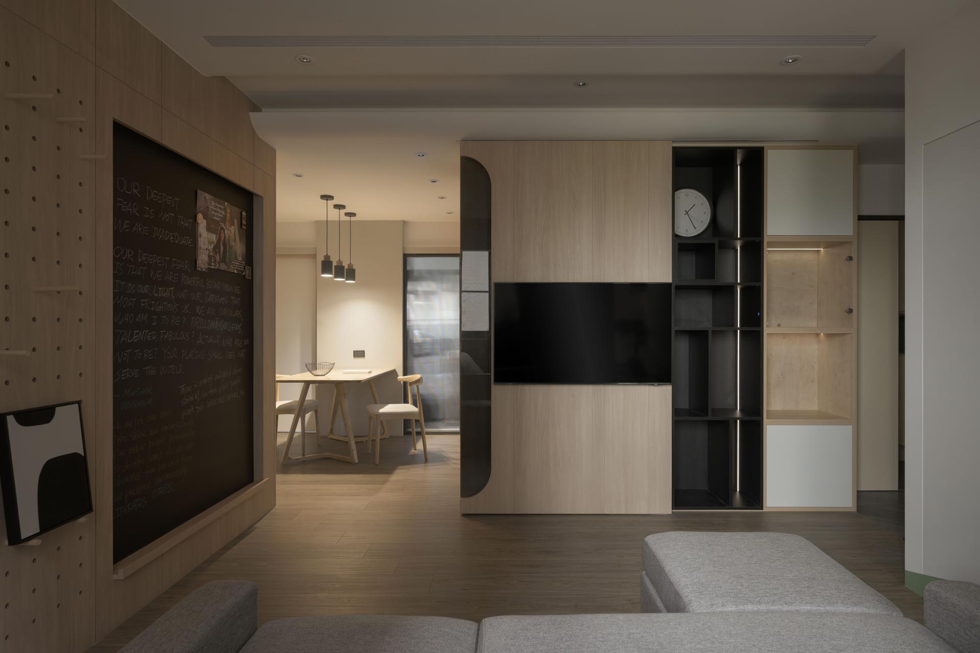 London Design Awards Winner - Mist Cloaked・Cave Residence