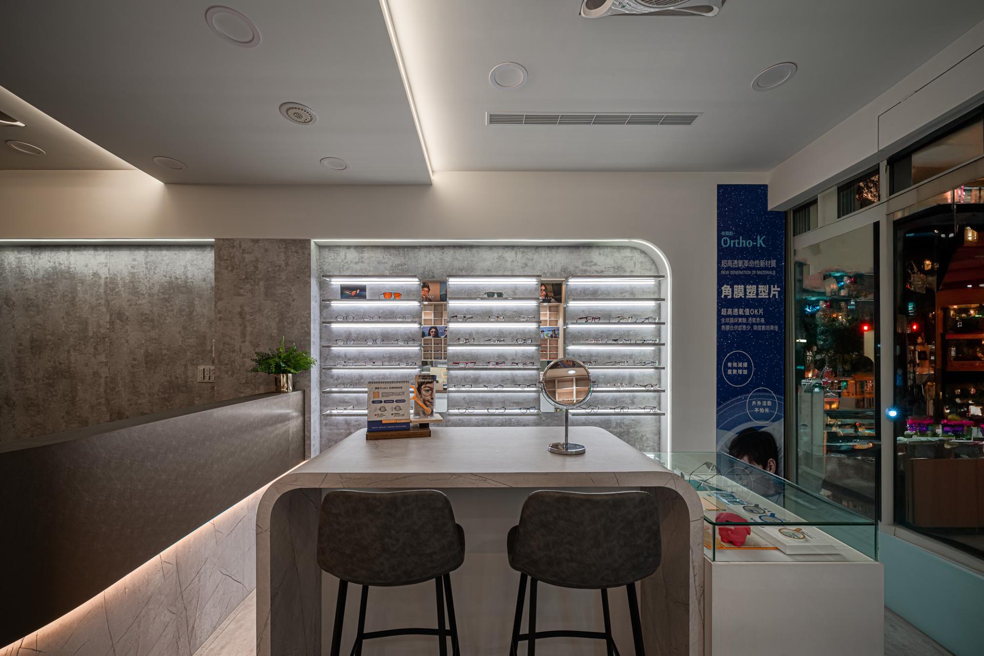 London Design Awards Winner - OptiSphere Eye Center