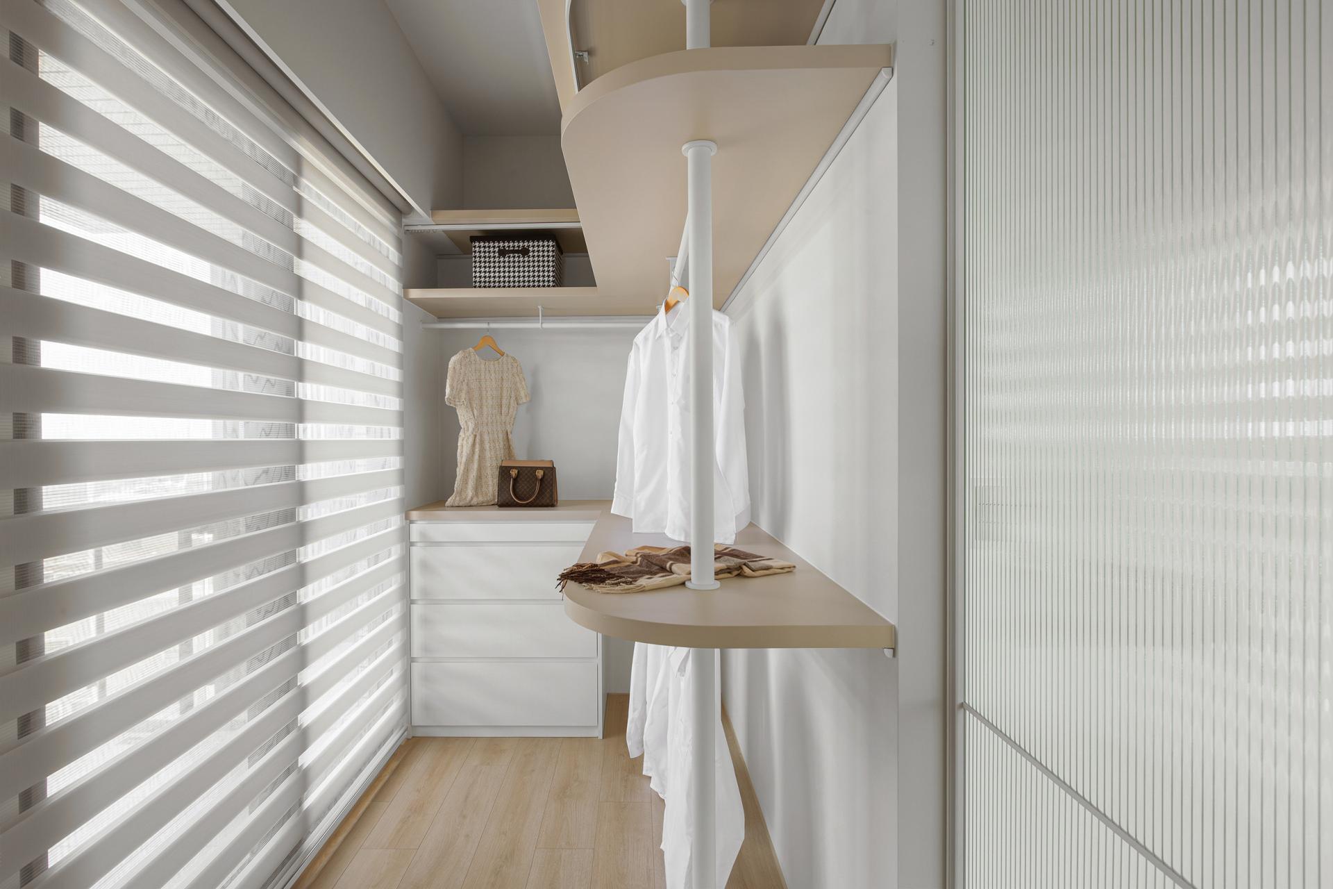 London Design Awards Winner - Limpid light and fragrance