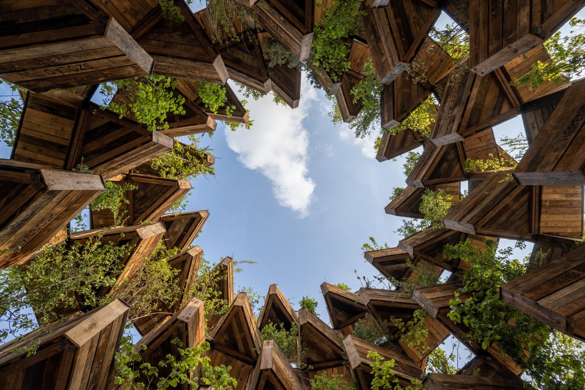 London Design Awards Winner - Garden of Communities