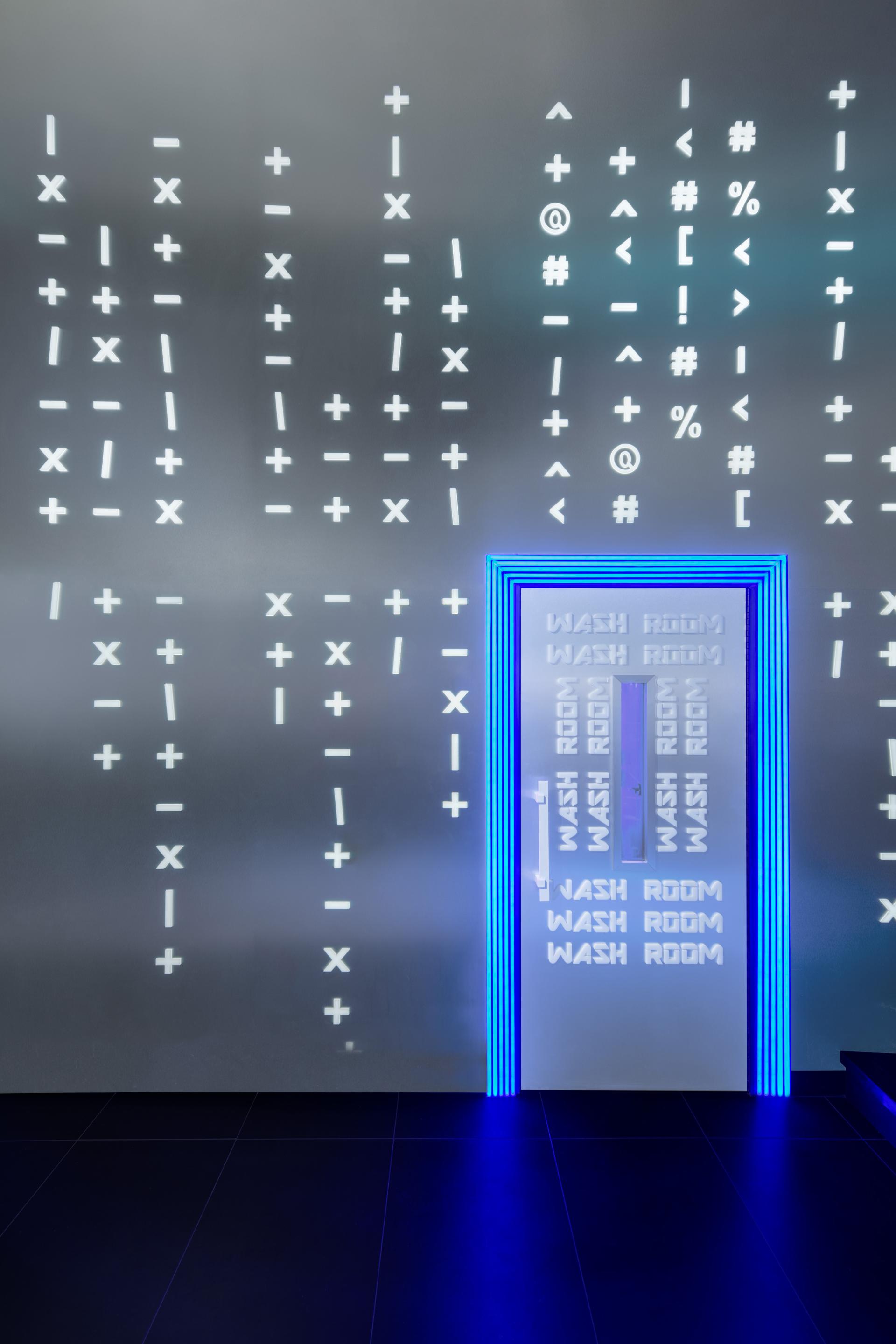 London Design Awards Winner - H3 Matrix Restaurant & Bar