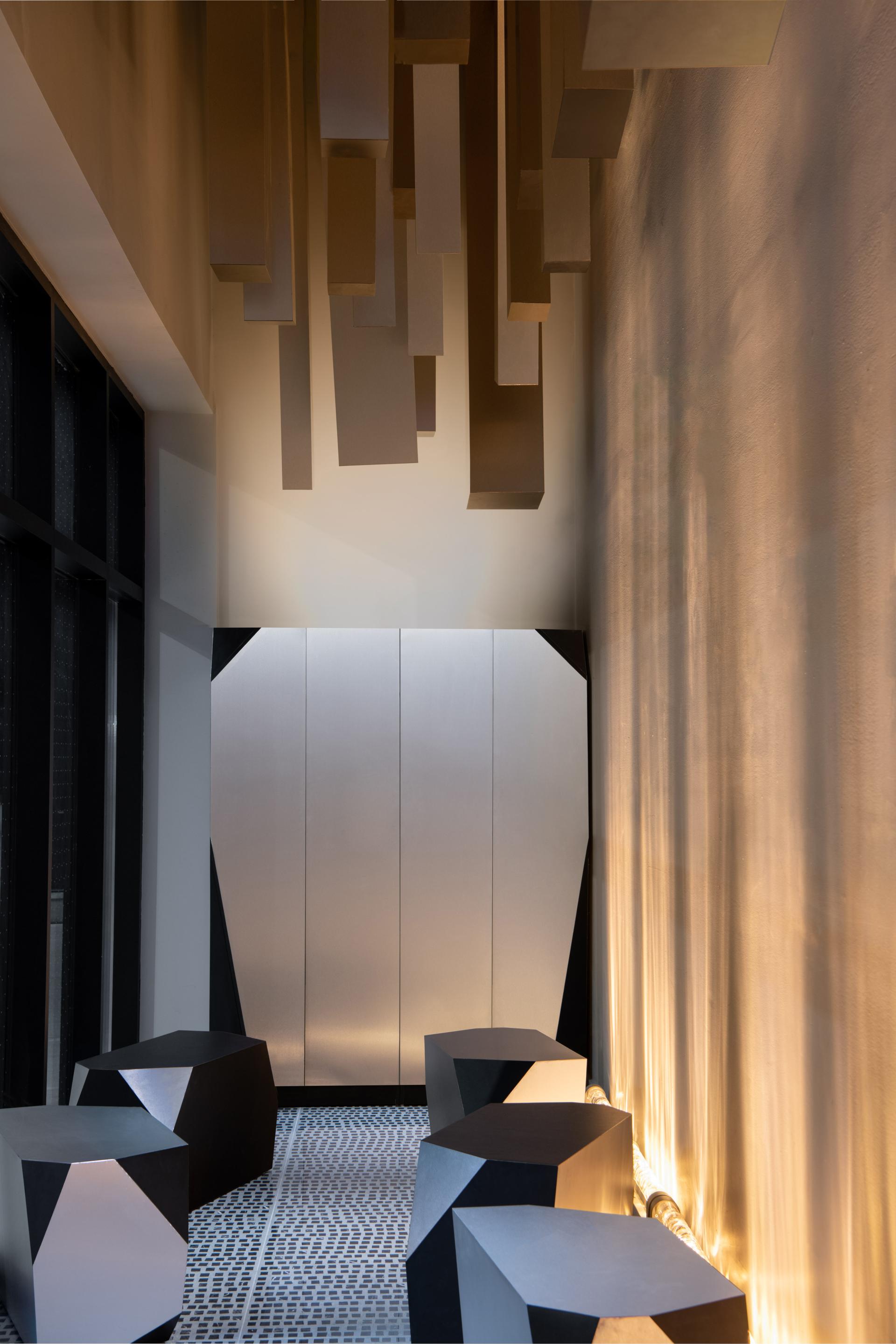 London Design Awards Winner - H3 Matrix Restaurant & Bar