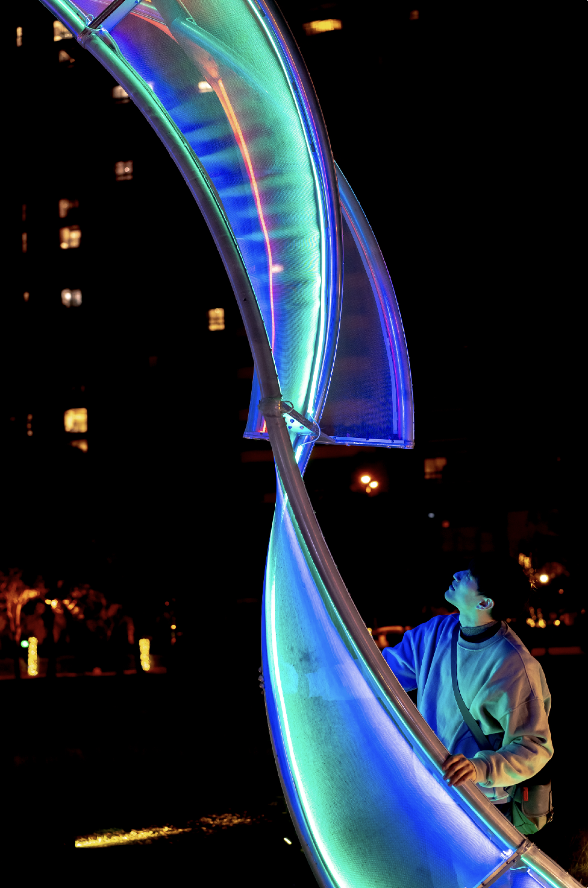 London Design Awards Winner - Dance of the celestial lights