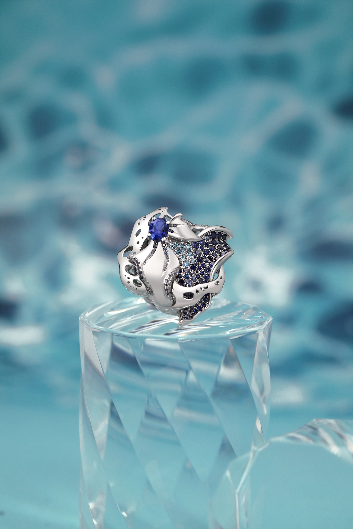 London Design Awards Winner - Foam Fin Fantasy Sapphire Ring