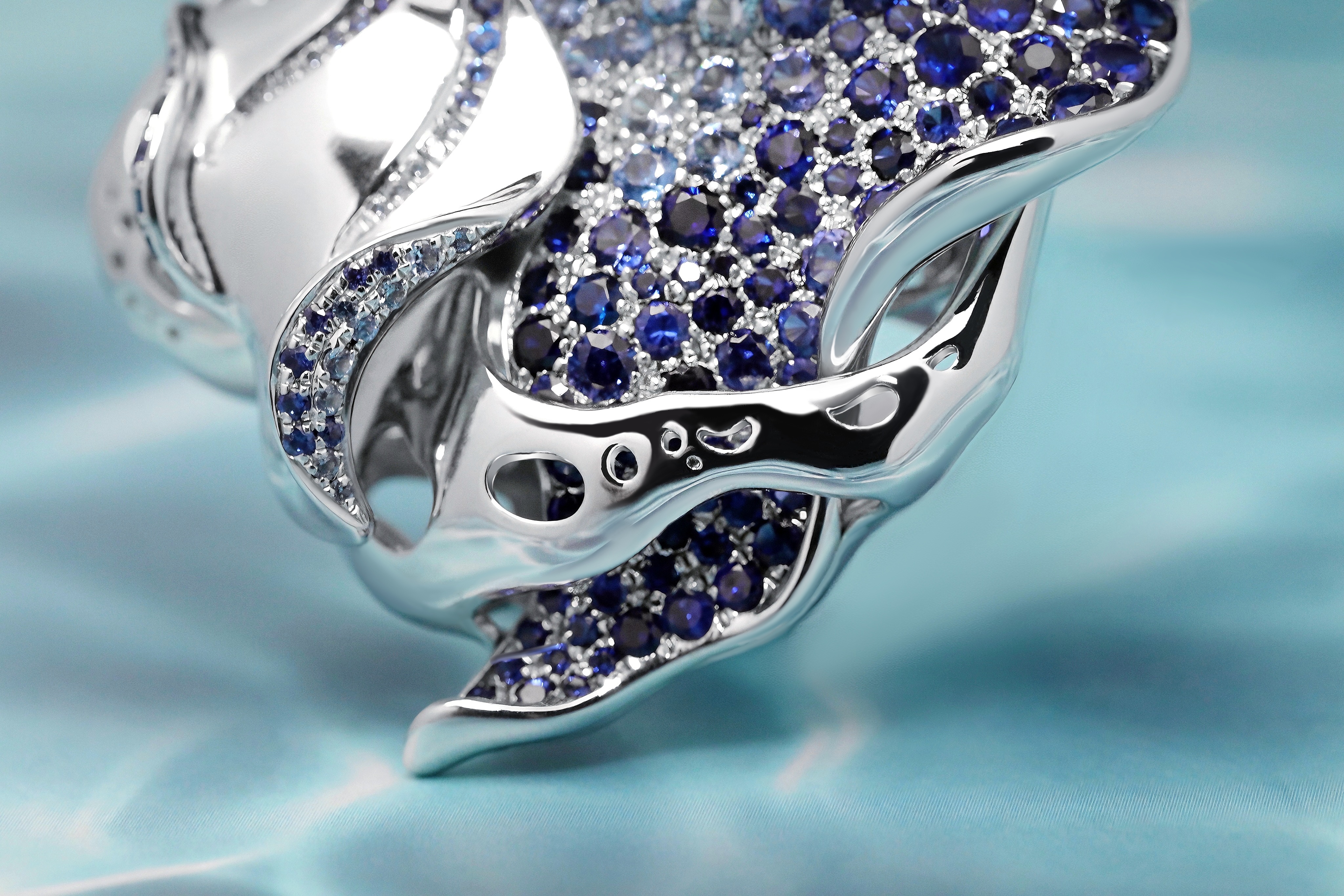 London Design Awards Winner - Foam Fin Fantasy Sapphire Ring