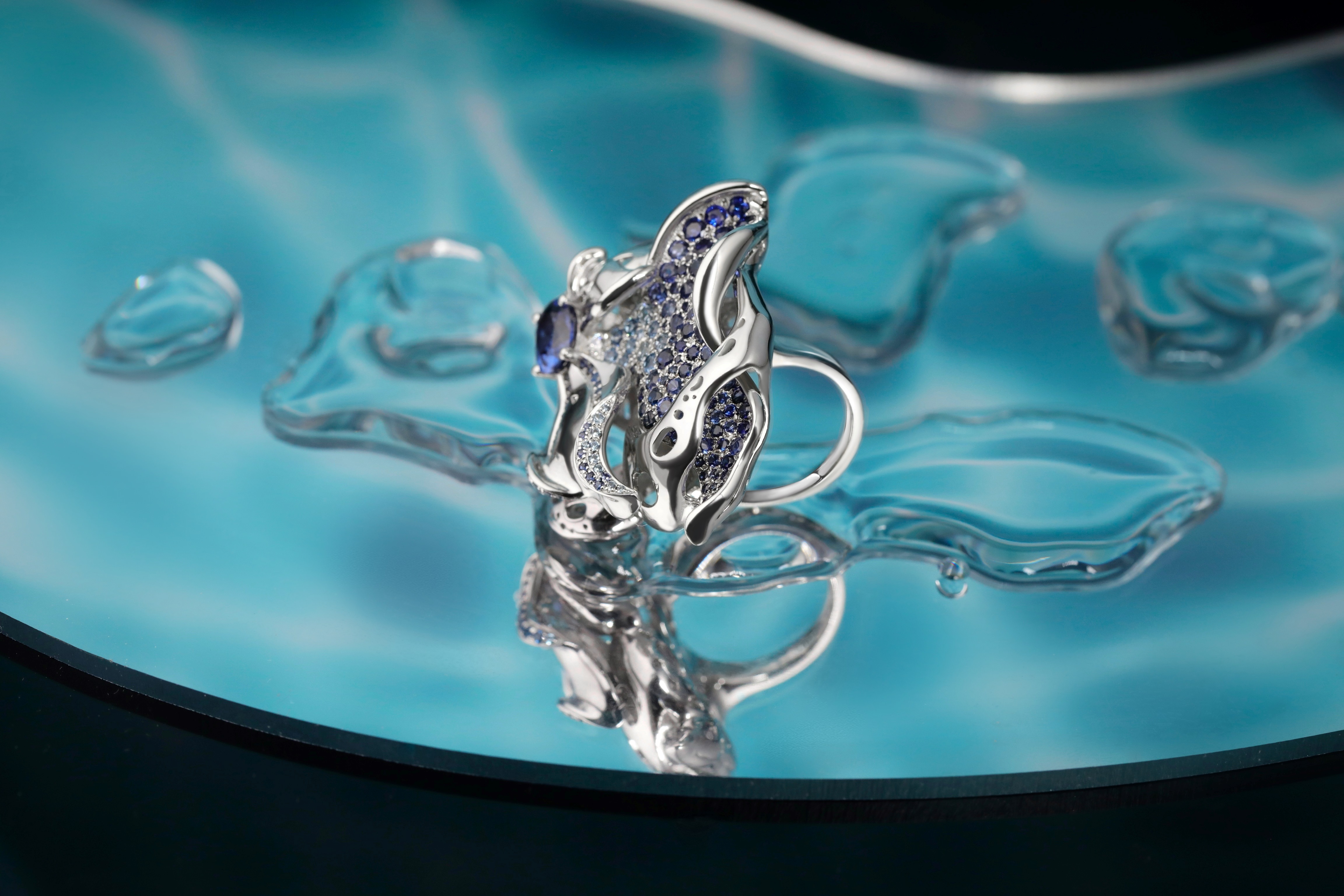 London Design Awards Winner - Foam Fin Fantasy Sapphire Ring