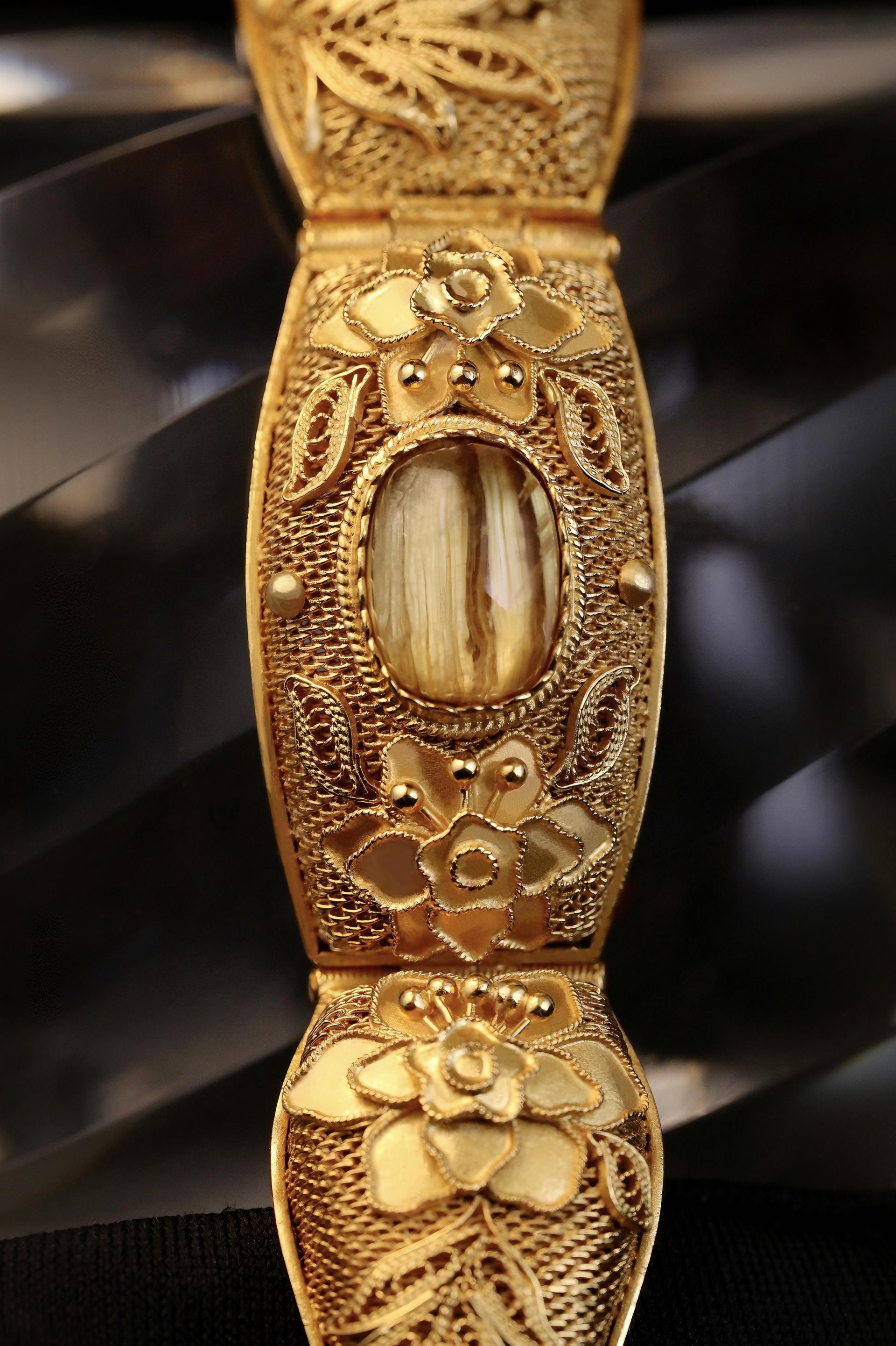 London Design Awards Winner - Blossom Peony Filigree Inlay Collection