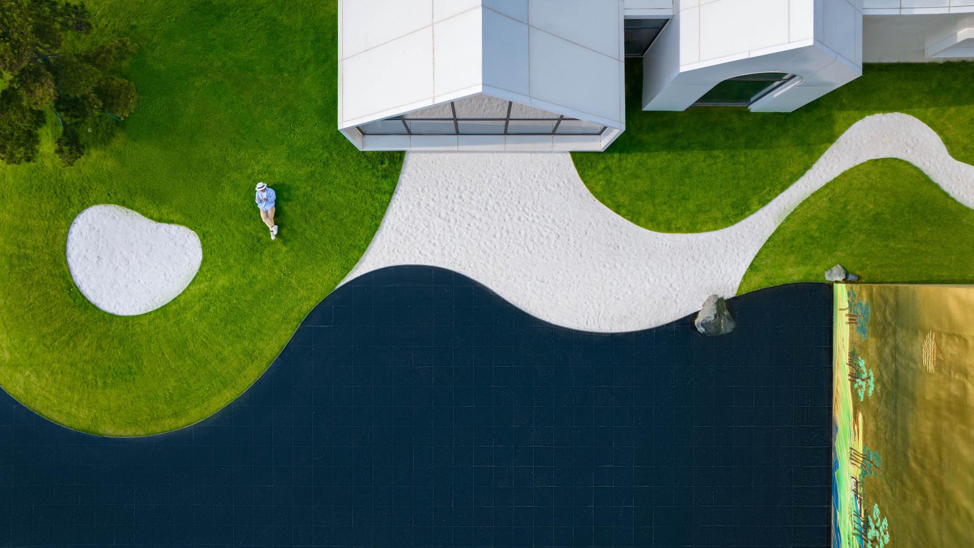 London Design Awards Winner - Yincuixuan - Floating Art Museum