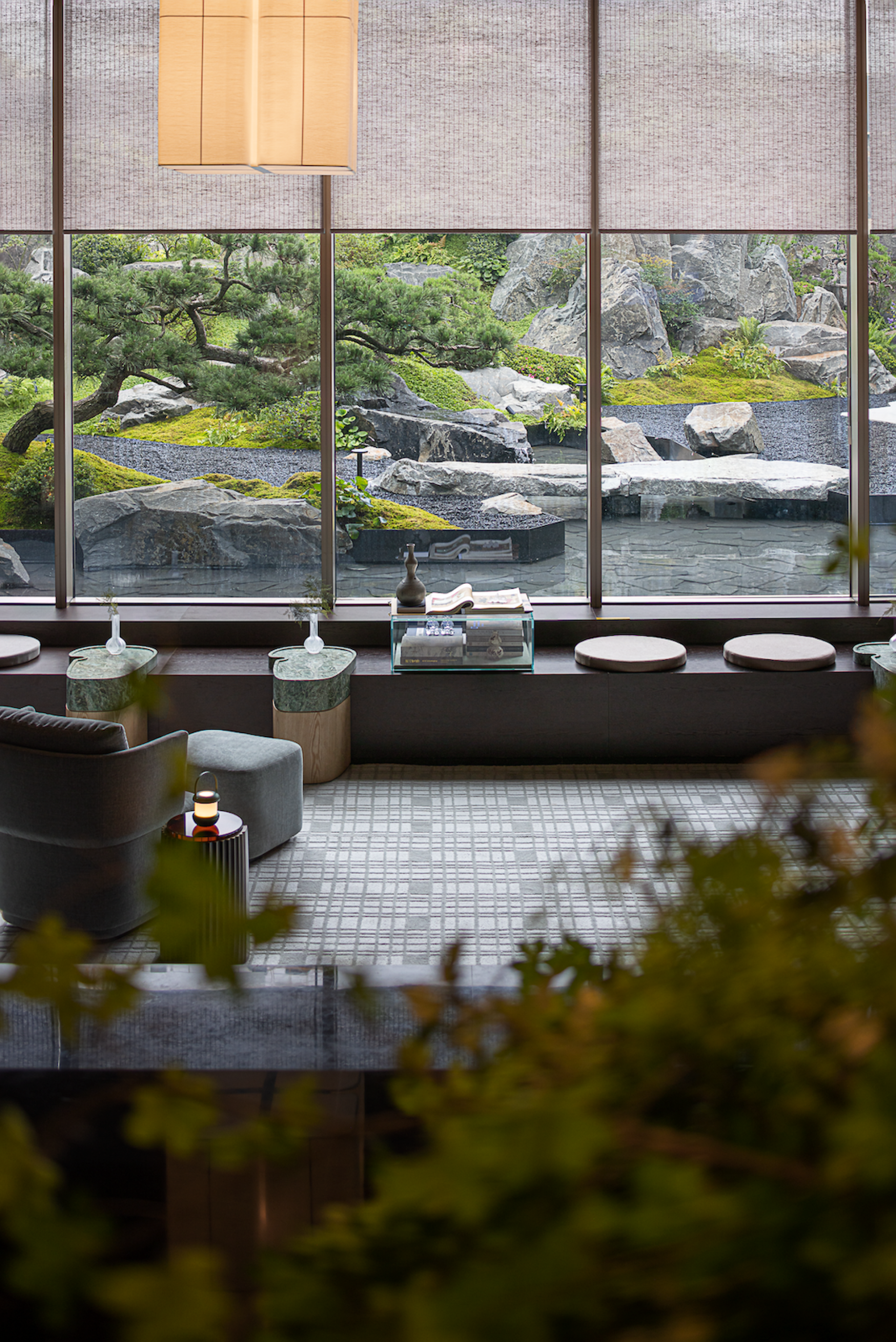 London Design Awards Winner - CROWN VILLA'S MEMBER CLUB