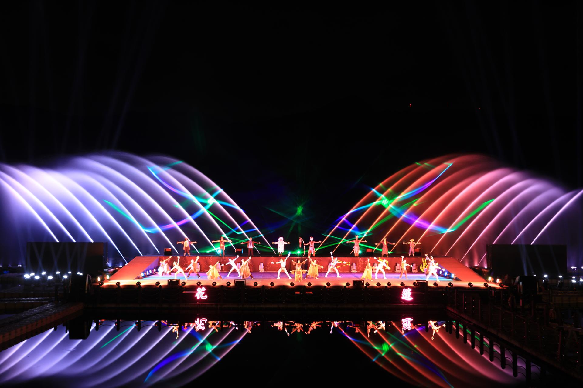 London Design Awards Winner - Hualien Muscovy Duck Fun Summer Vacation 2024