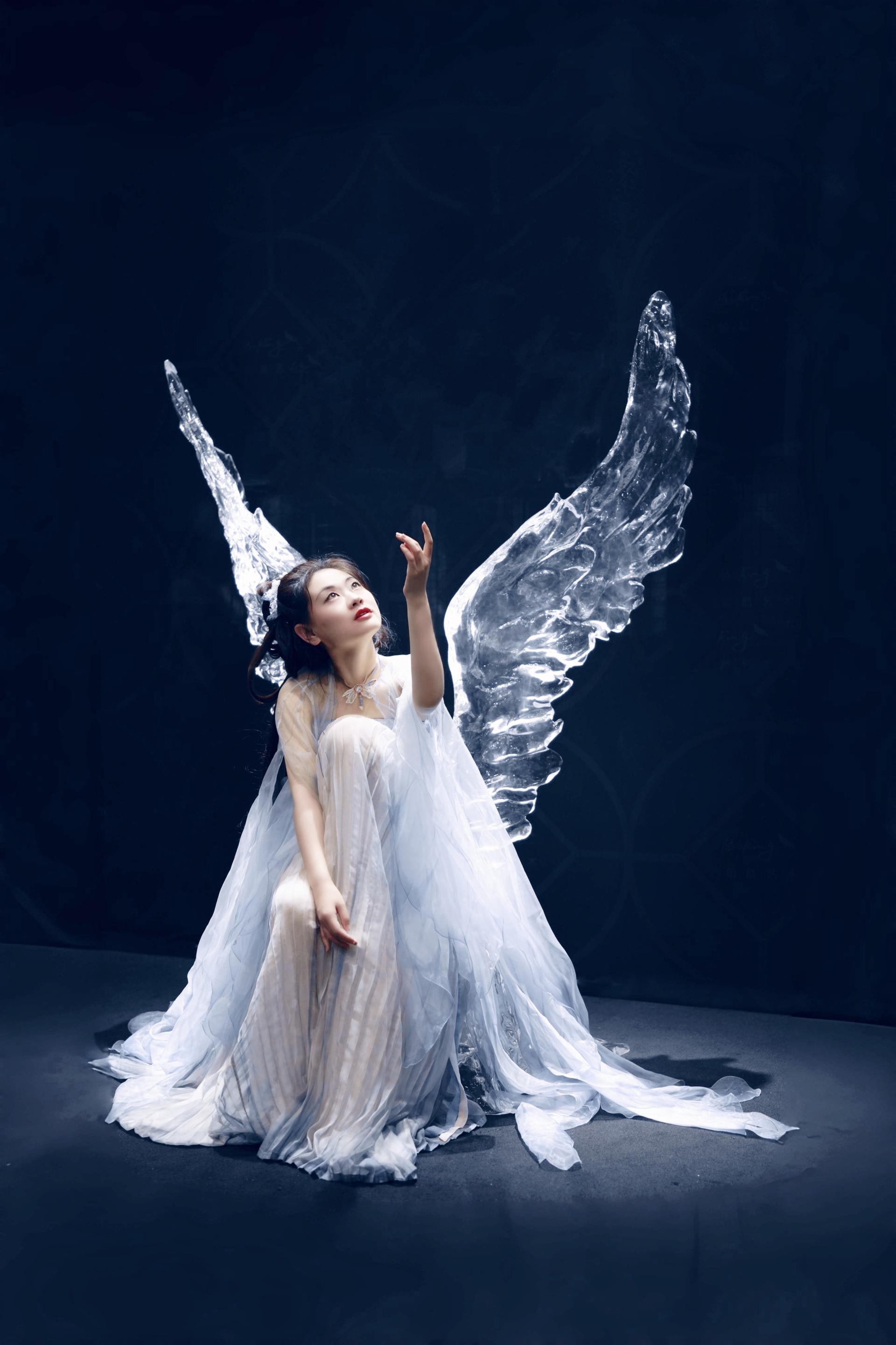 London Design Awards Winner - 《ANGEL》