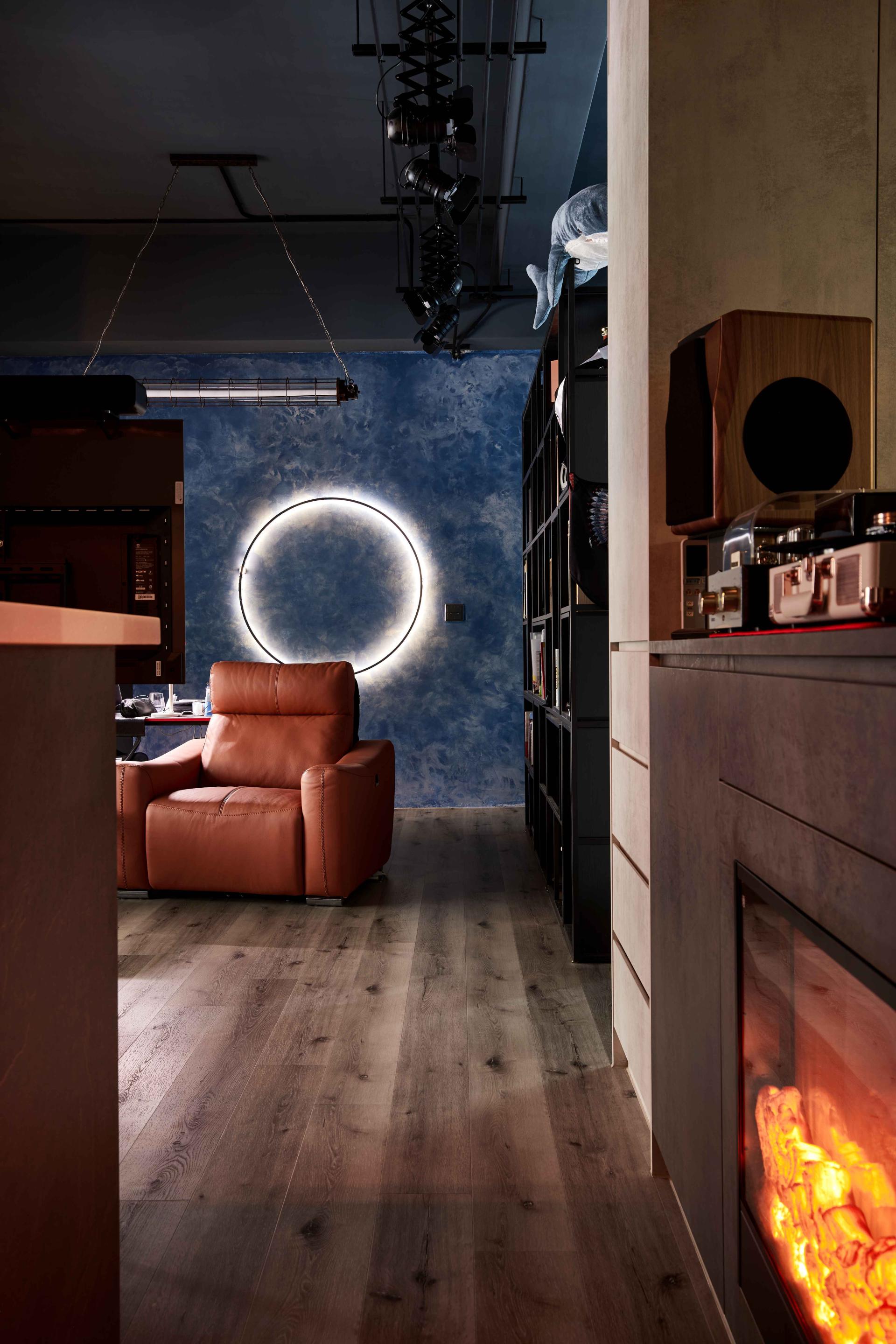 London Design Awards Winner - Metallic Rock