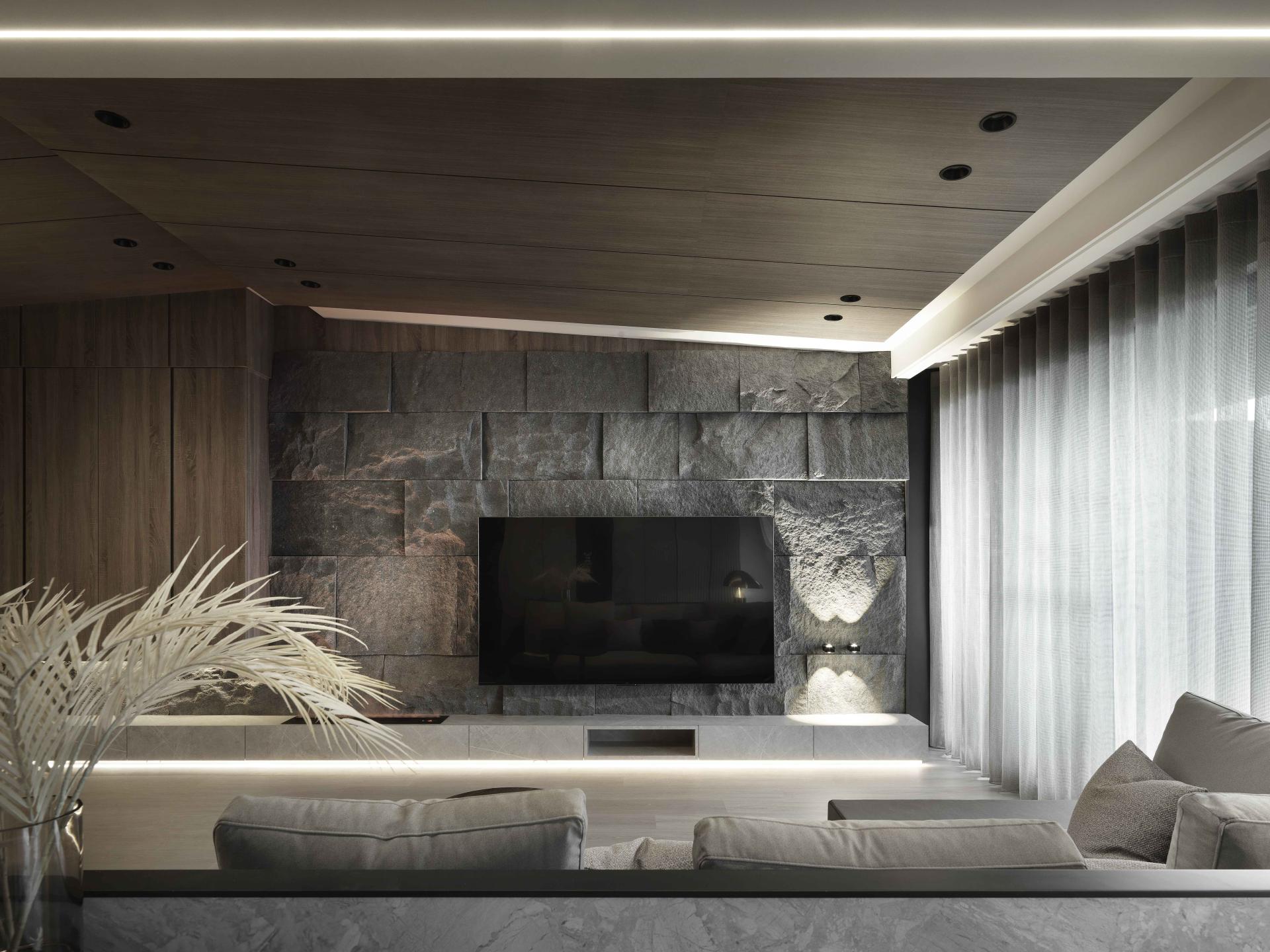 London Design Awards Winner - wooden narrative。rock