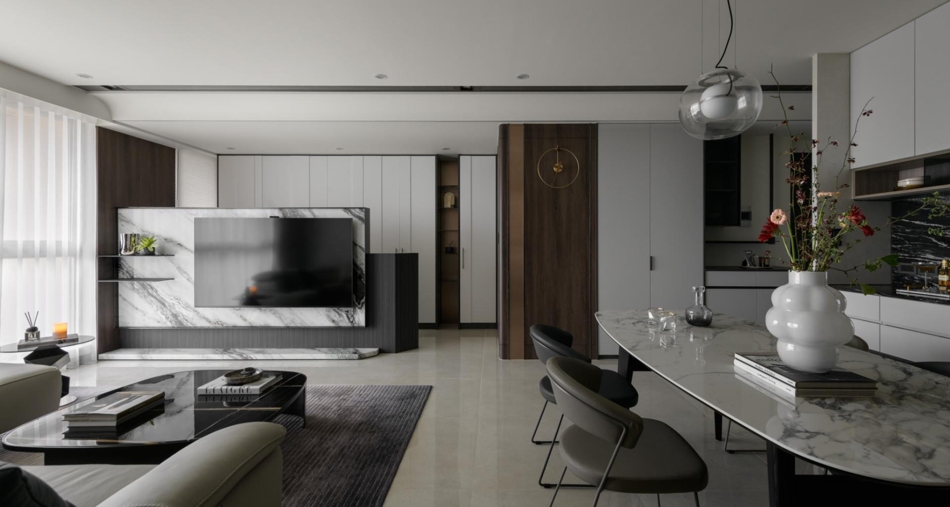 London Design Awards Winner - Glimmers of Intelligence