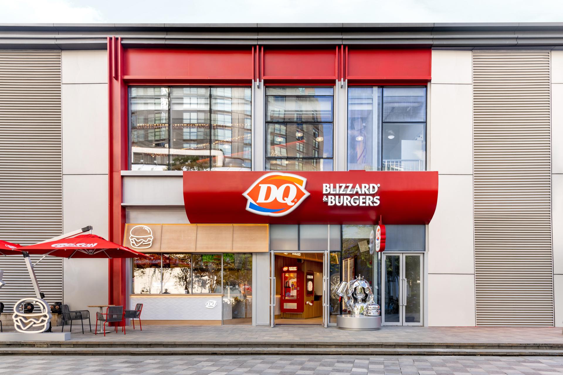 London Design Awards Winner - BLIZZARD & BURGERS Shanghai Burger Store 