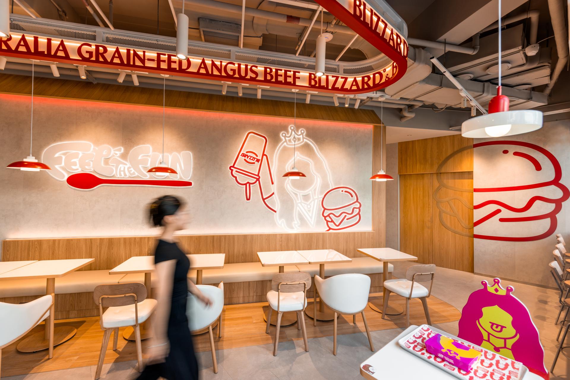 London Design Awards Winner - BLIZZARD & BURGERS Shanghai Burger Store 