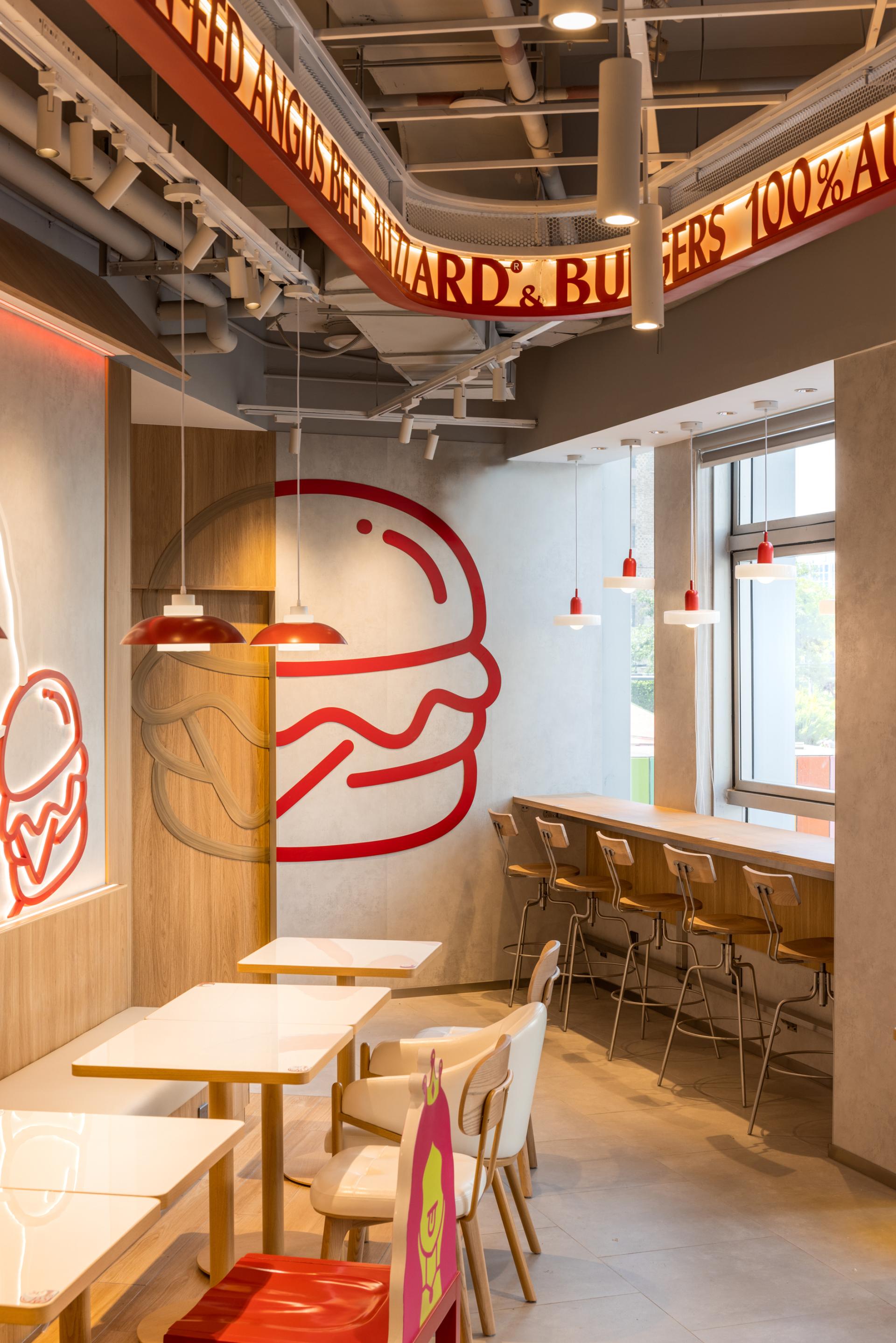 London Design Awards Winner - BLIZZARD & BURGERS Shanghai Burger Store 