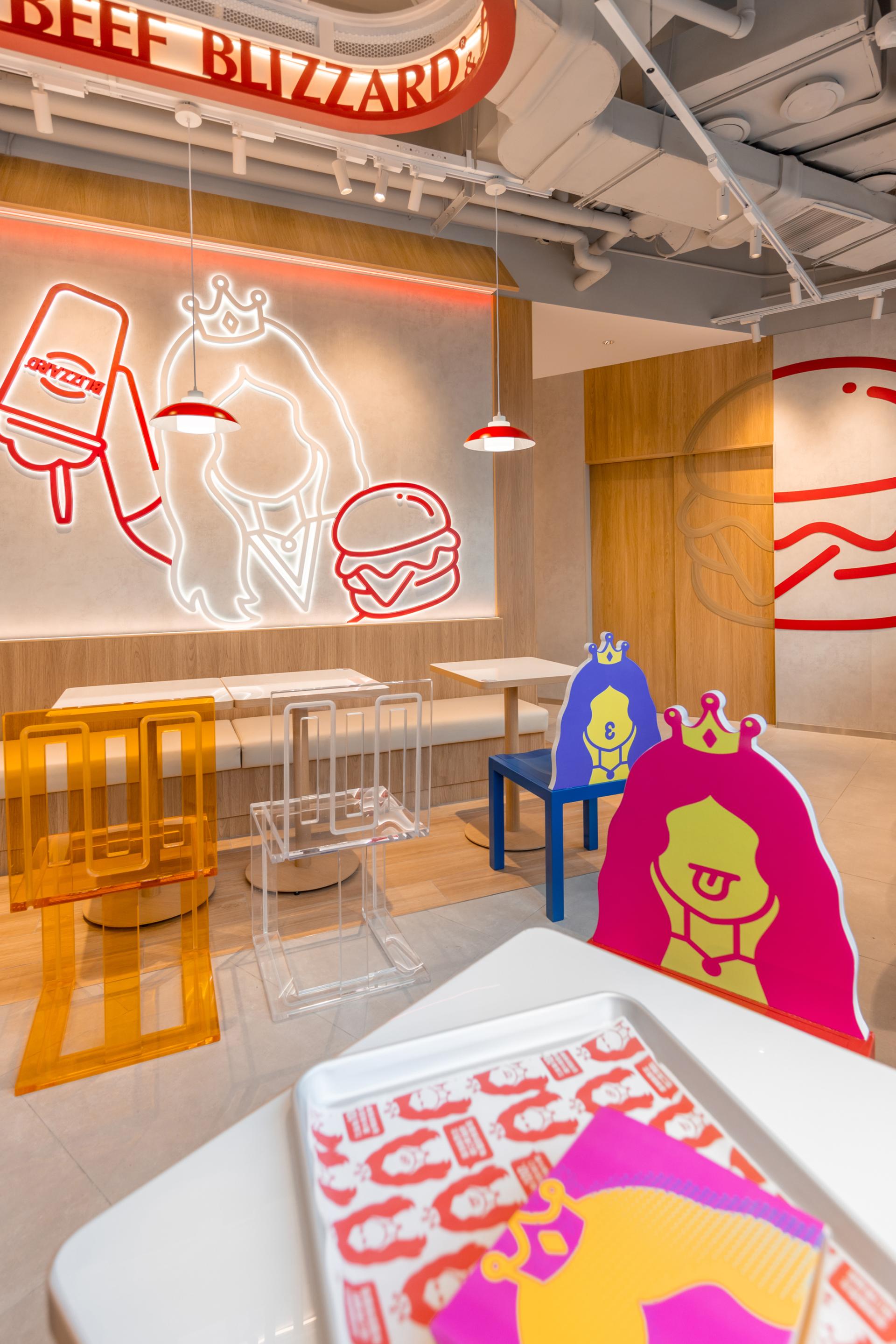 London Design Awards Winner - BLIZZARD & BURGERS Shanghai Burger Store 