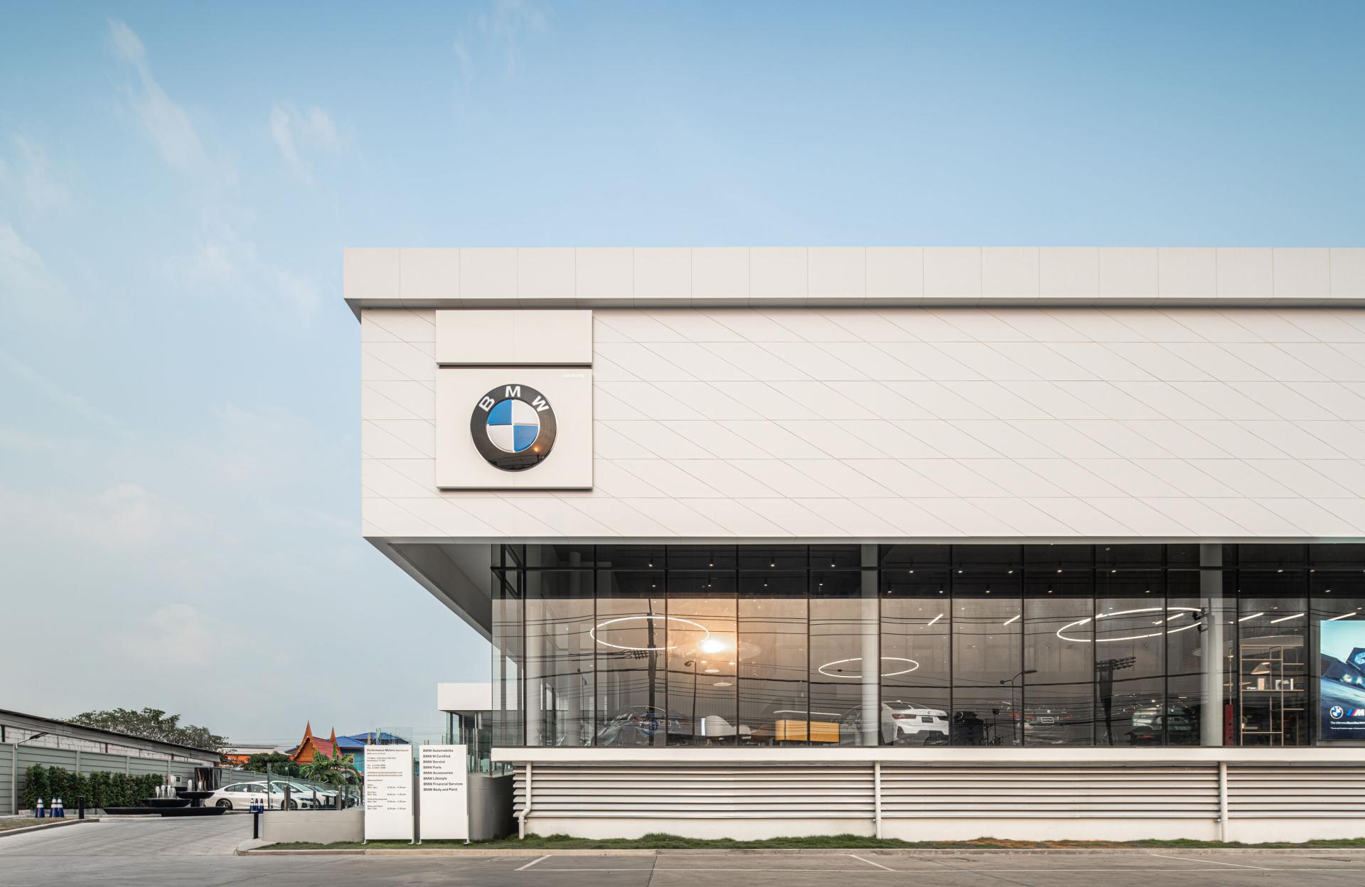 London Design Awards Winner - BMW Performance Motor Ratchaphruek