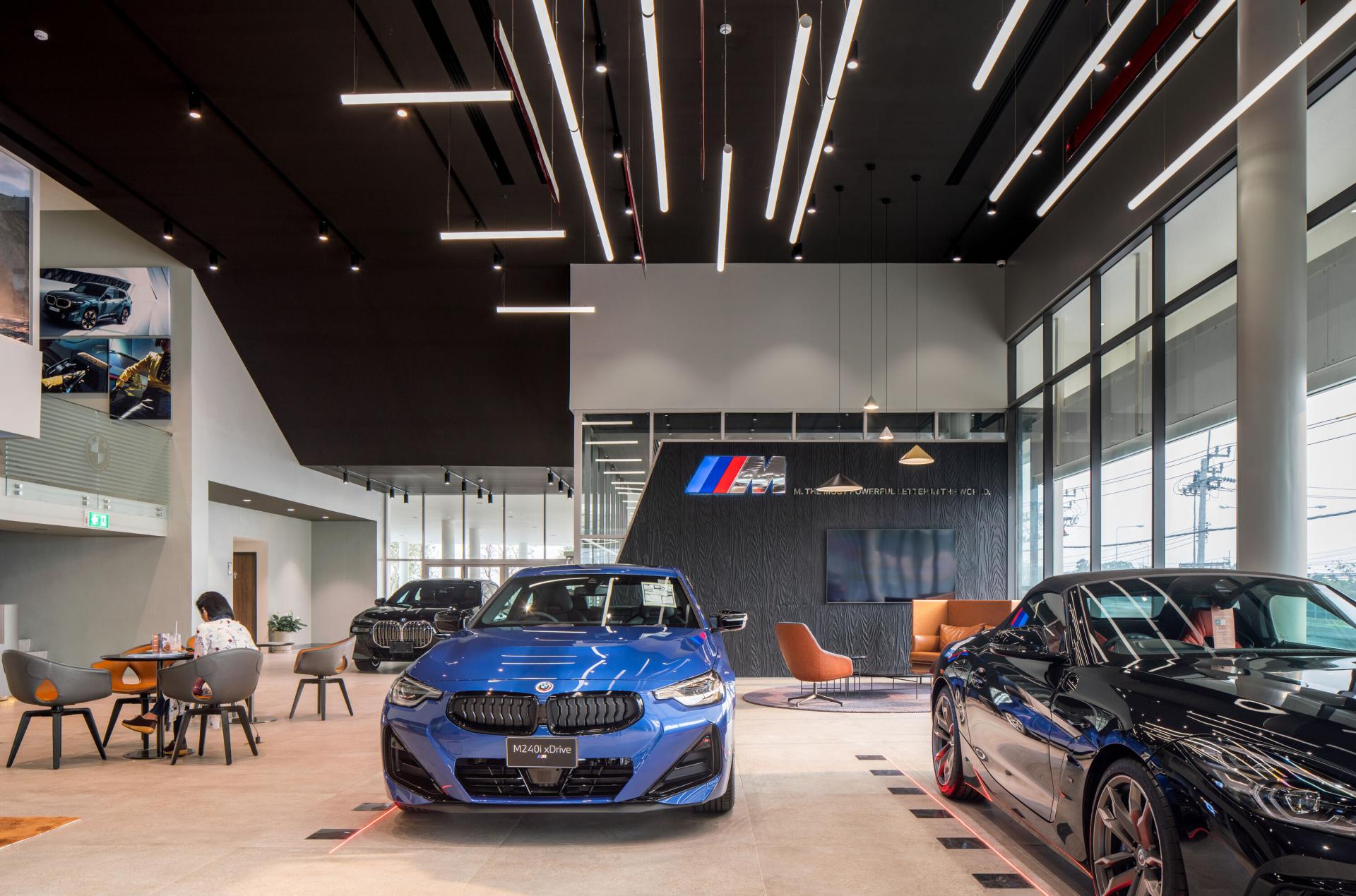 London Design Awards Winner - BMW Performance Motor Ratchaphruek