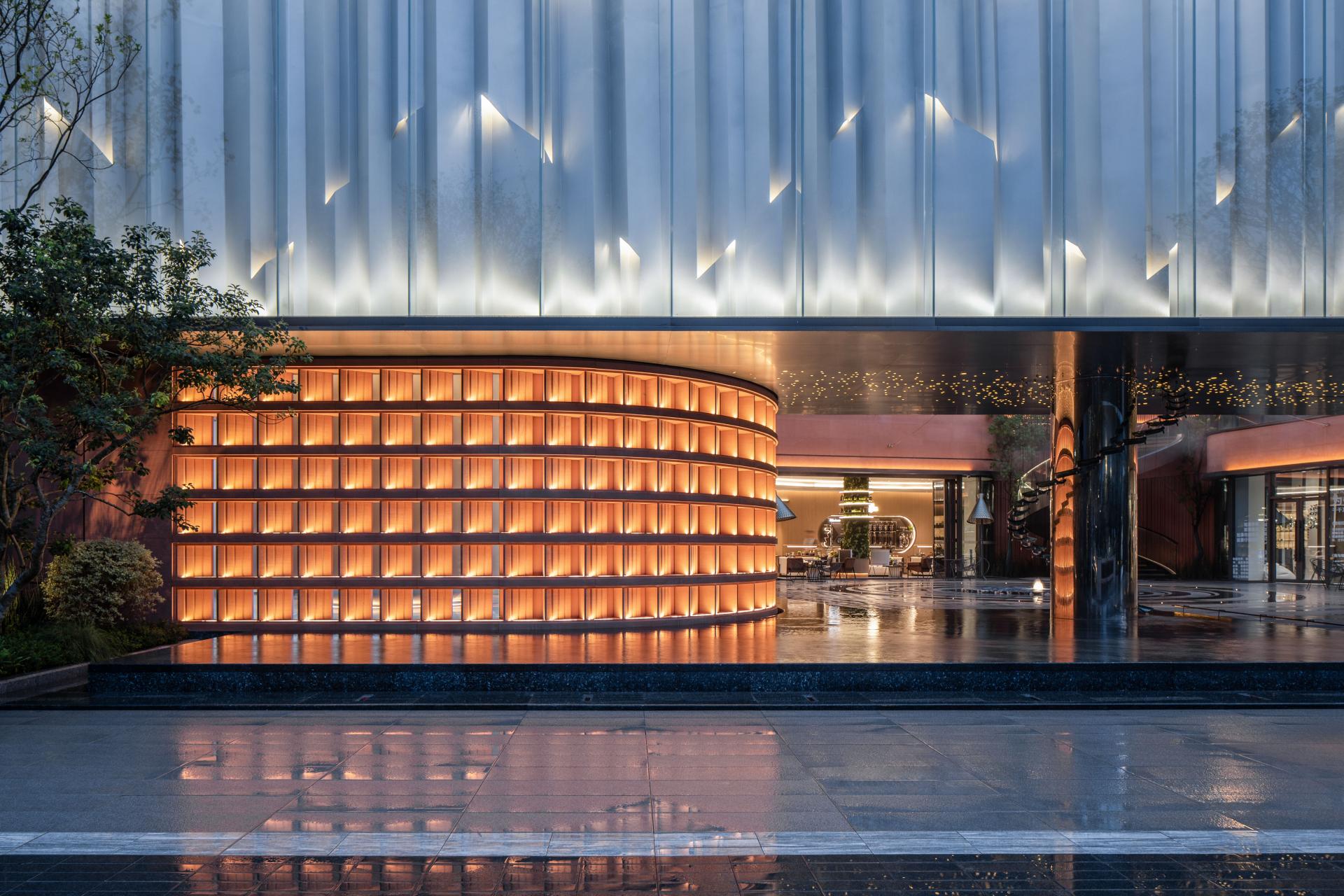 London Design Awards Winner - CL0UD FUTURE