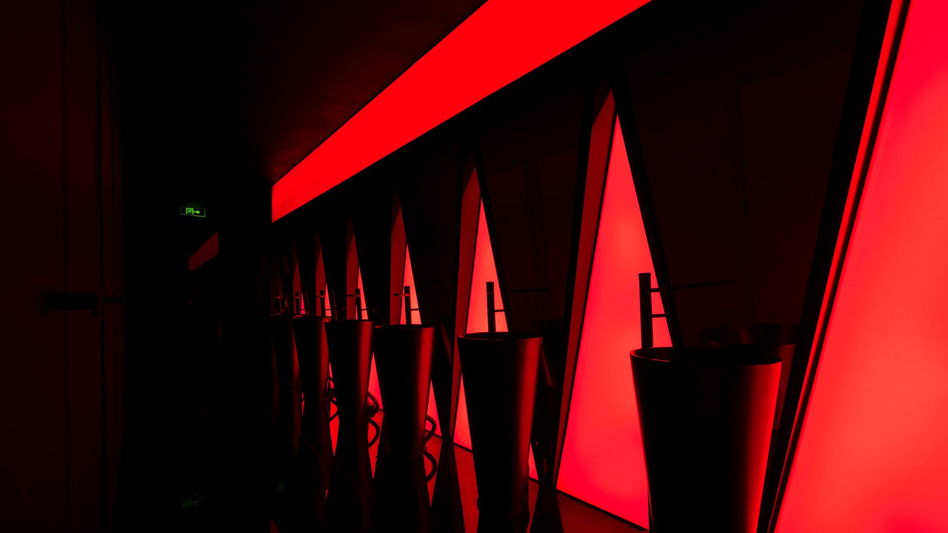 London Design Awards Winner - SKY PARTY