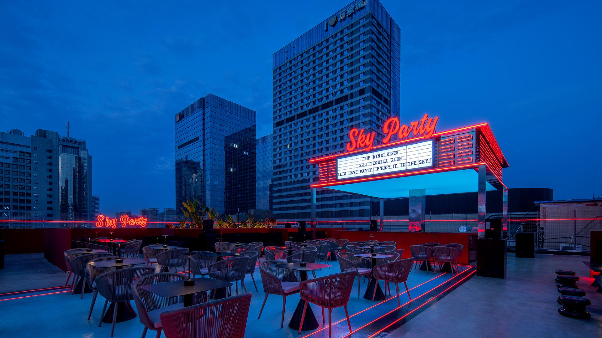 London Design Awards Winner - SKY PARTY