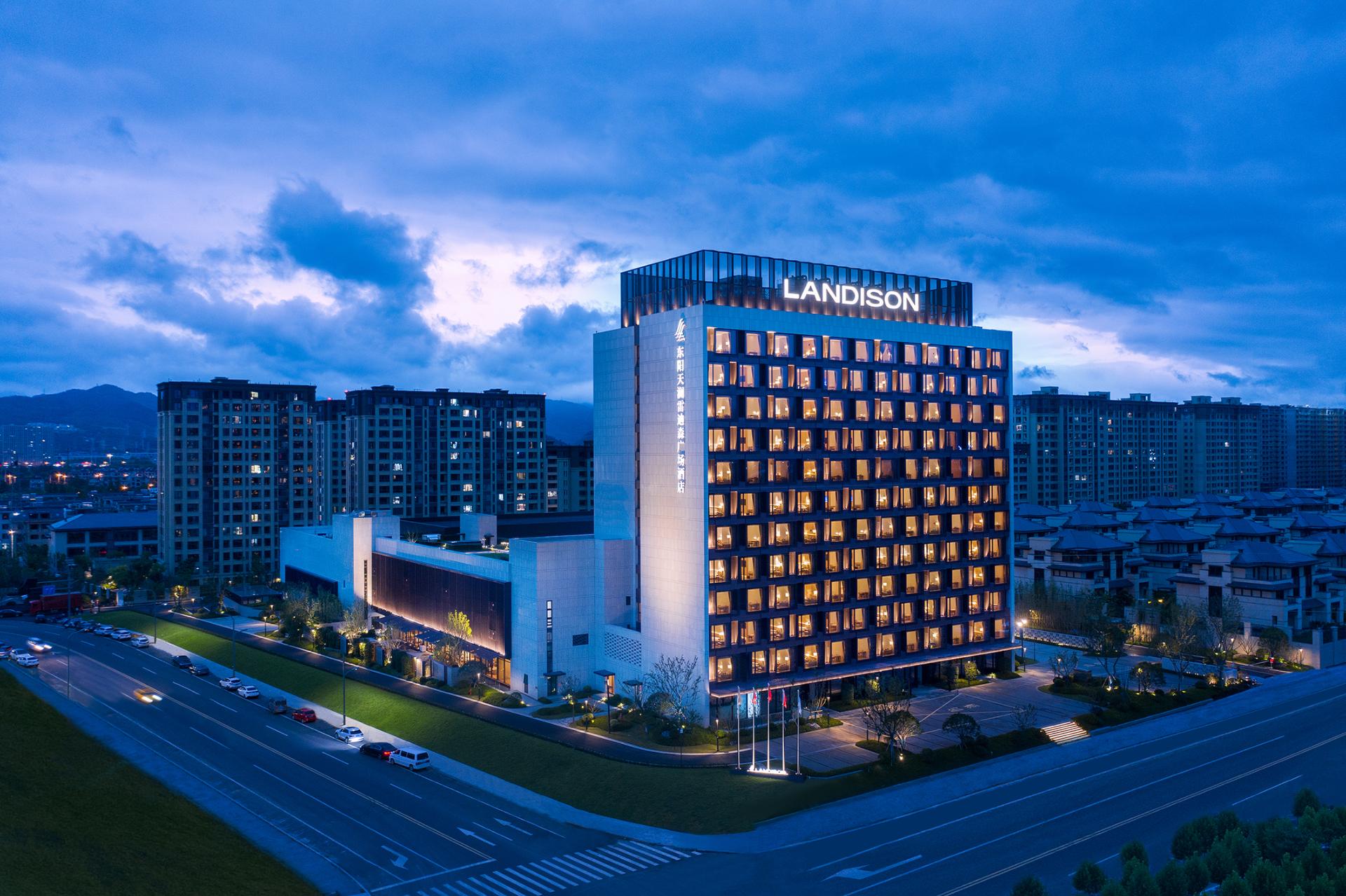 London Design Awards Winner - Landison Tianlan Hotel Dongyang