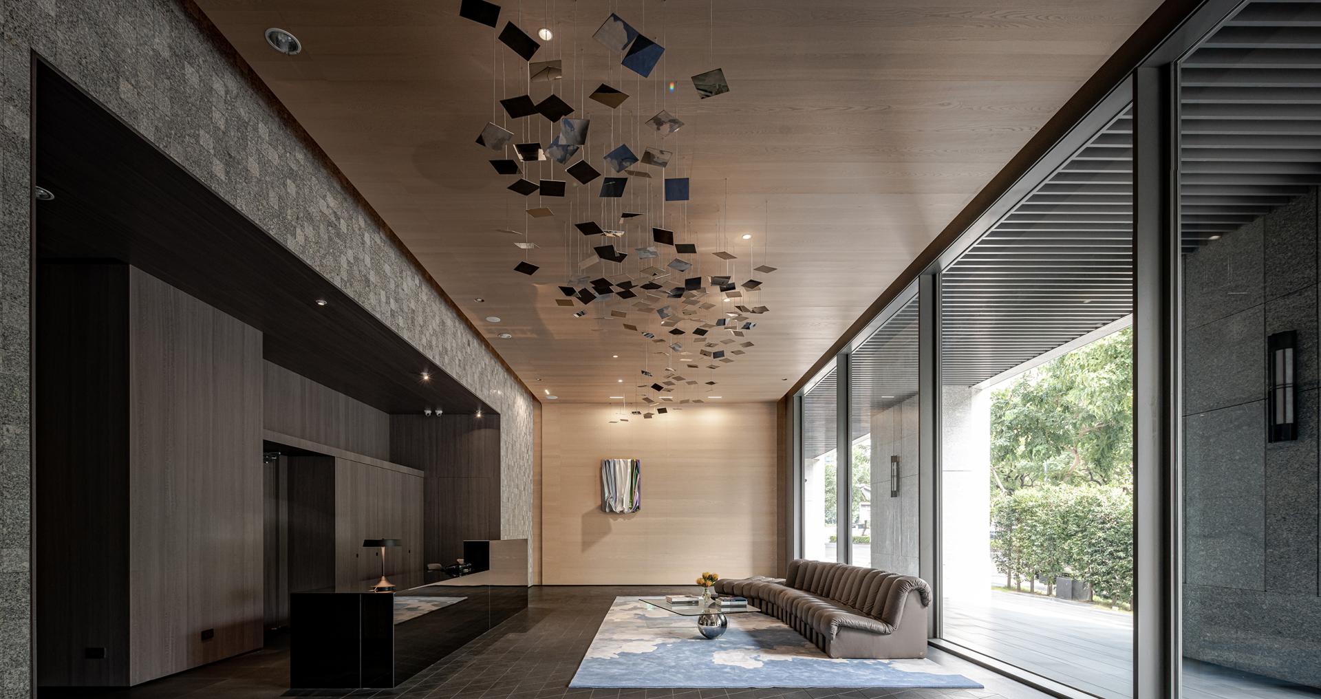 London Design Awards Winner - URBAN CLOUDS