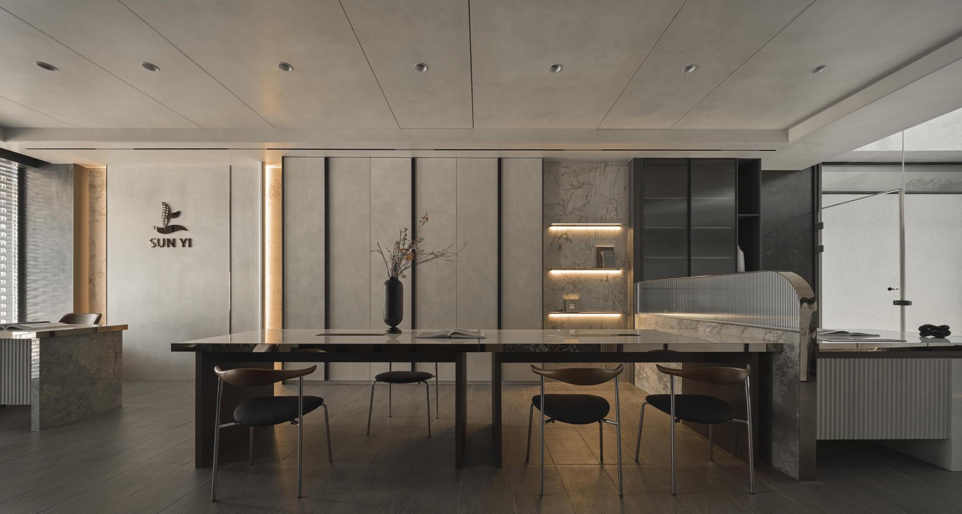London Design Awards Winner - Sun Yi Office