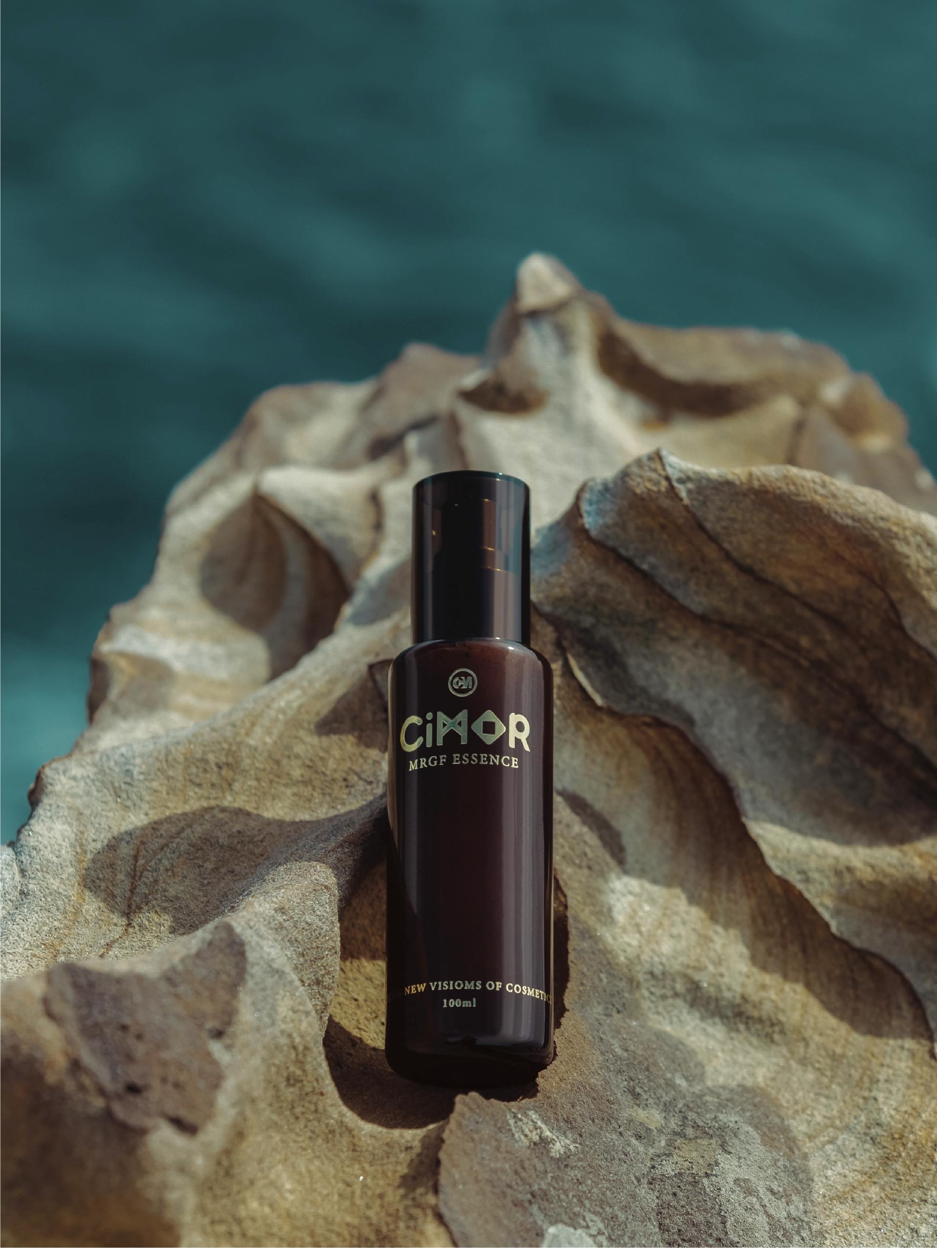 London Design Awards Winner -  CIMOR ESSENCE 