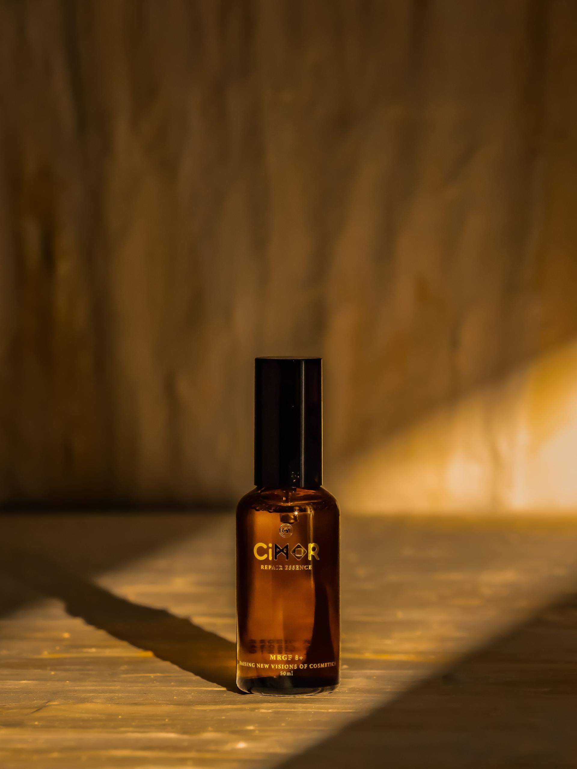 London Design Awards Winner - CIMOR REPAIR ESSENCE