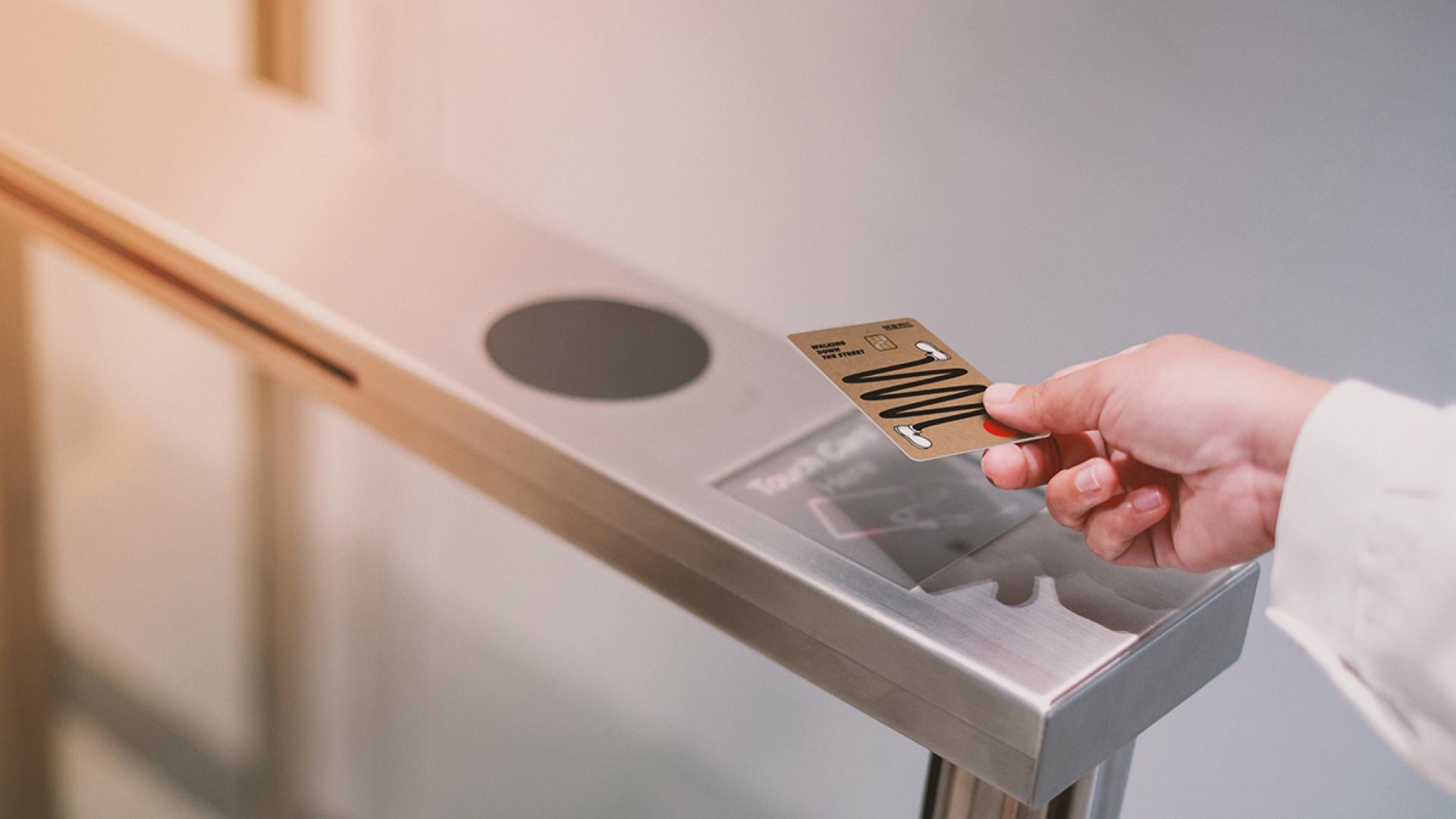 London Design Awards Winner - K-PASS Credit Card Design by Baro Card