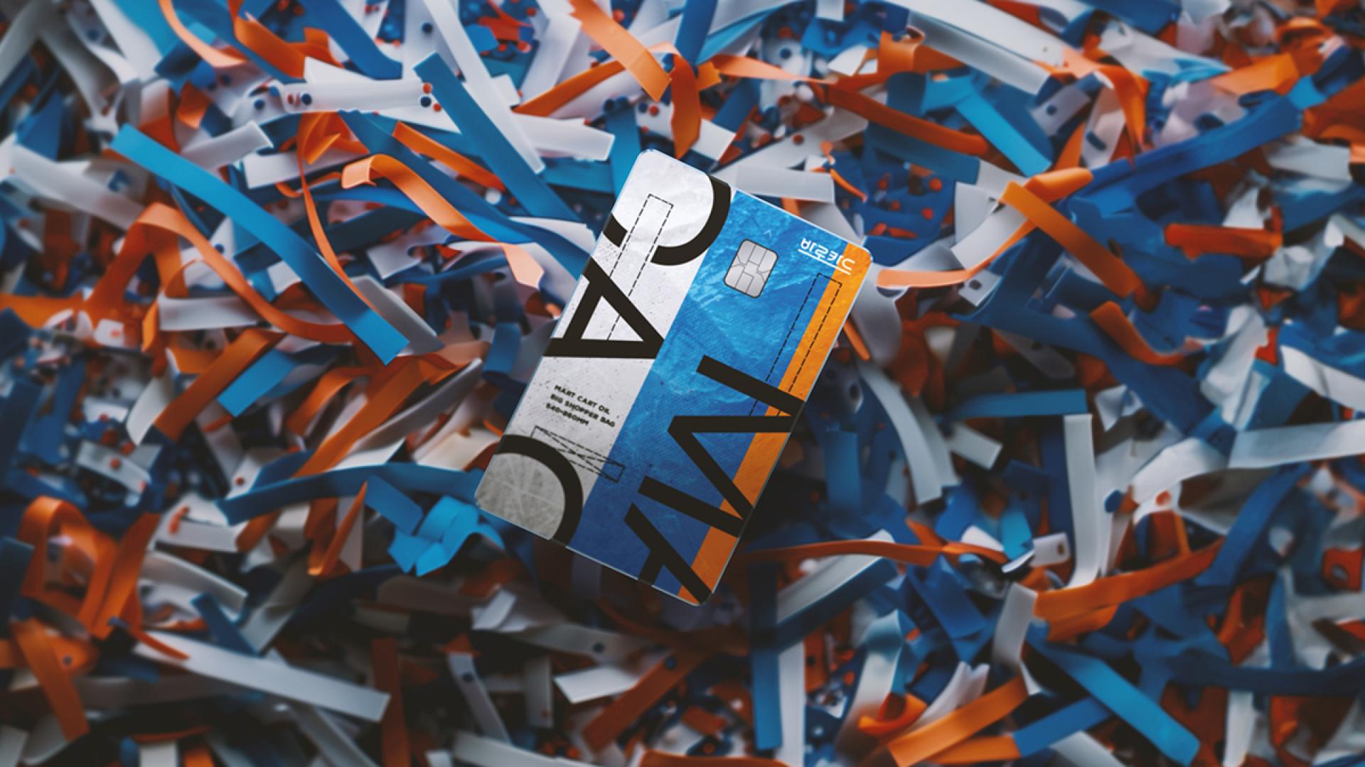 London Design Awards Winner - MACAO Credit Card Design by Baro Card