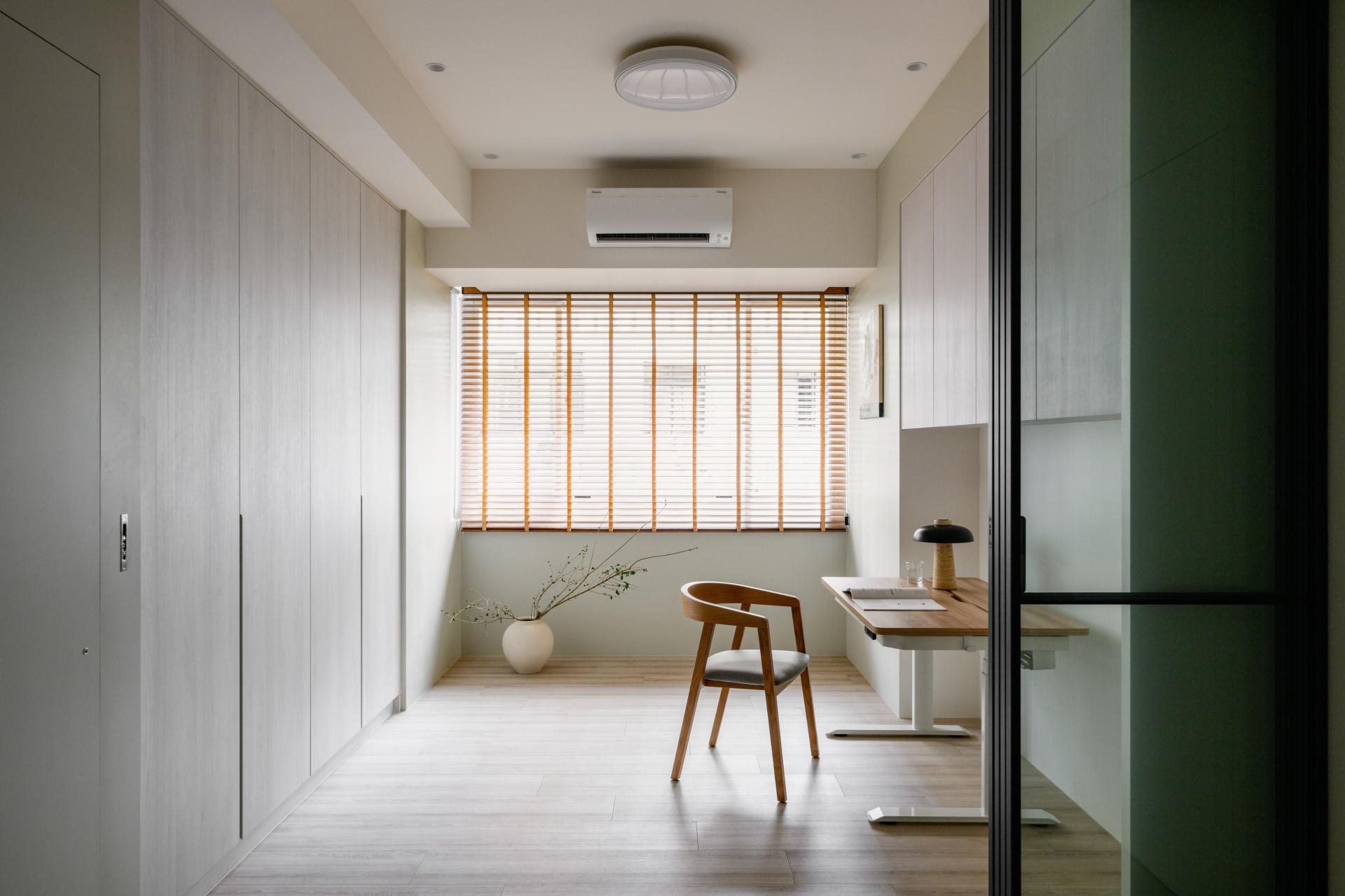 London Design Awards Winner - Reflections of Home