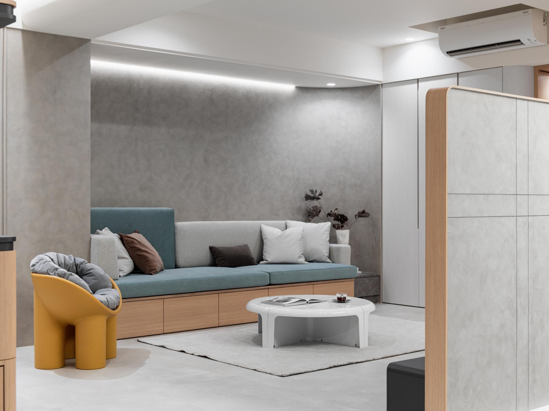 London Design Awards Winner - Reflections of Home
