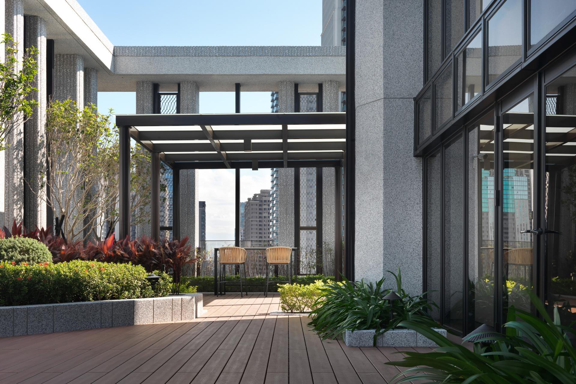London Design Awards Winner - Woodland Dreams Unfold