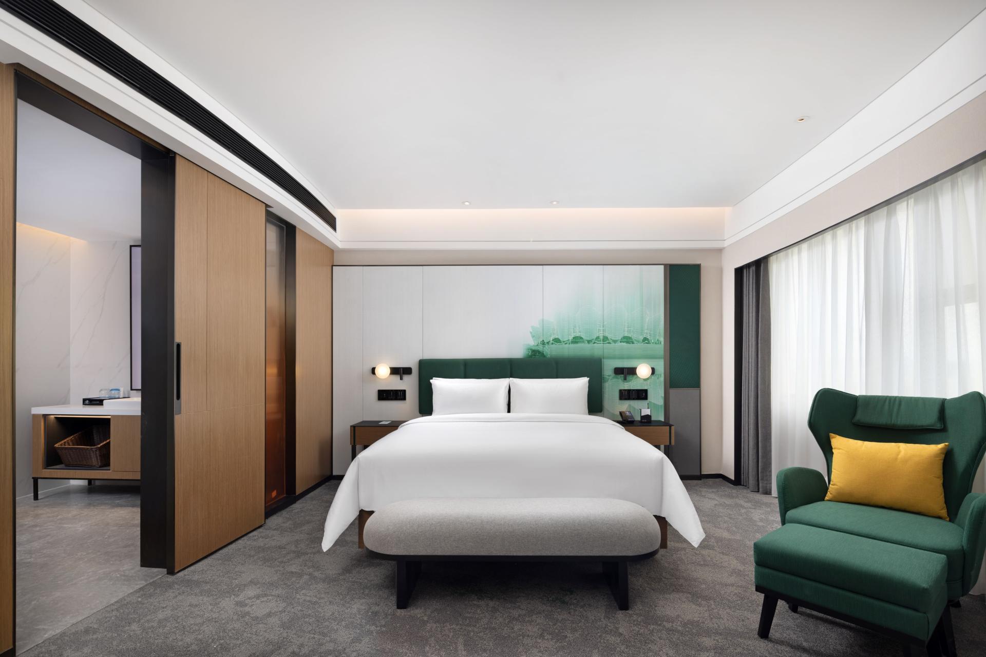 London Design Awards Winner - Hampton by Hilton Xi'an South Gate City Wall
