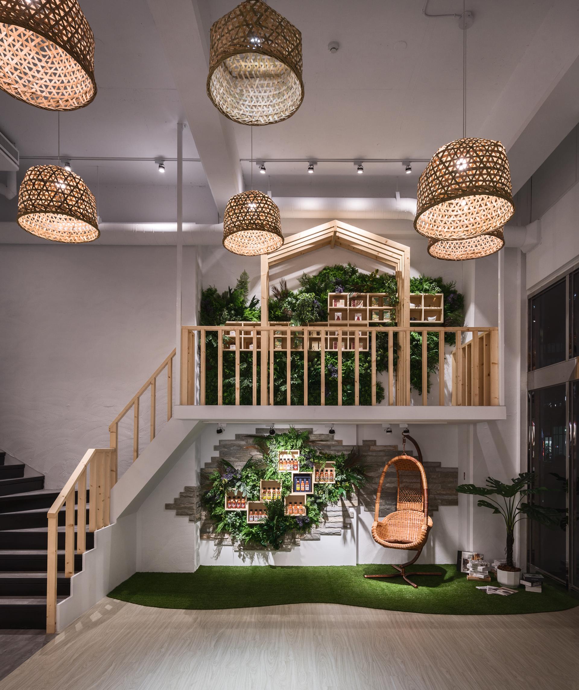London Design Awards Winner - A Trip to the Rural Hometown