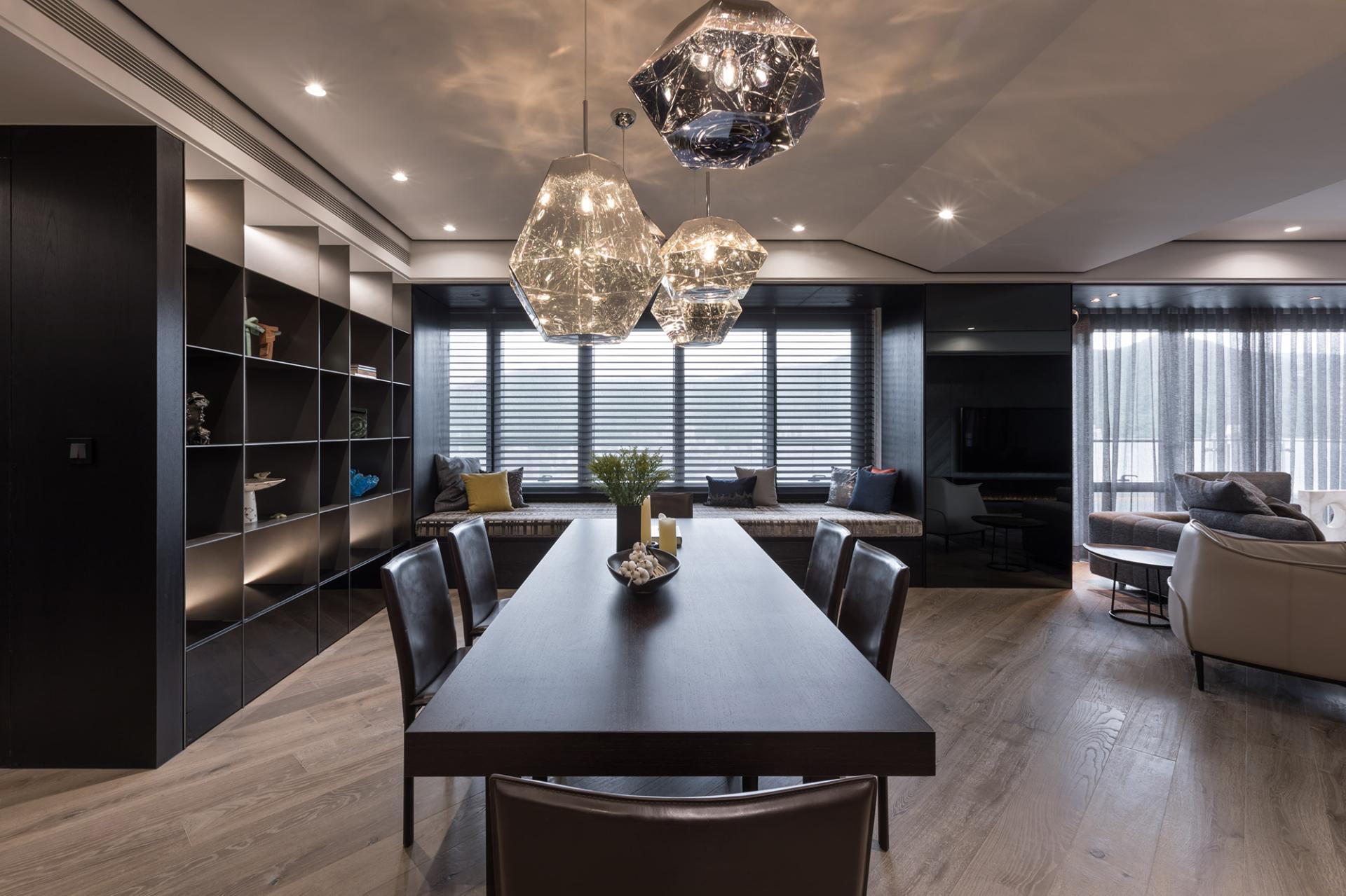 London Design Awards Winner - Indigo’s Timeless Glow