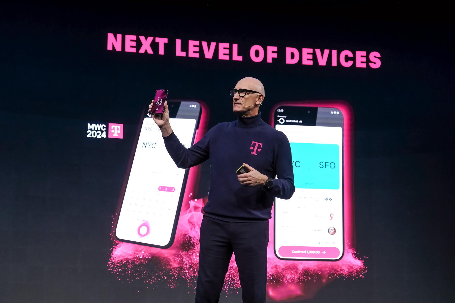 London Design Awards Winner - Concept AI Phone