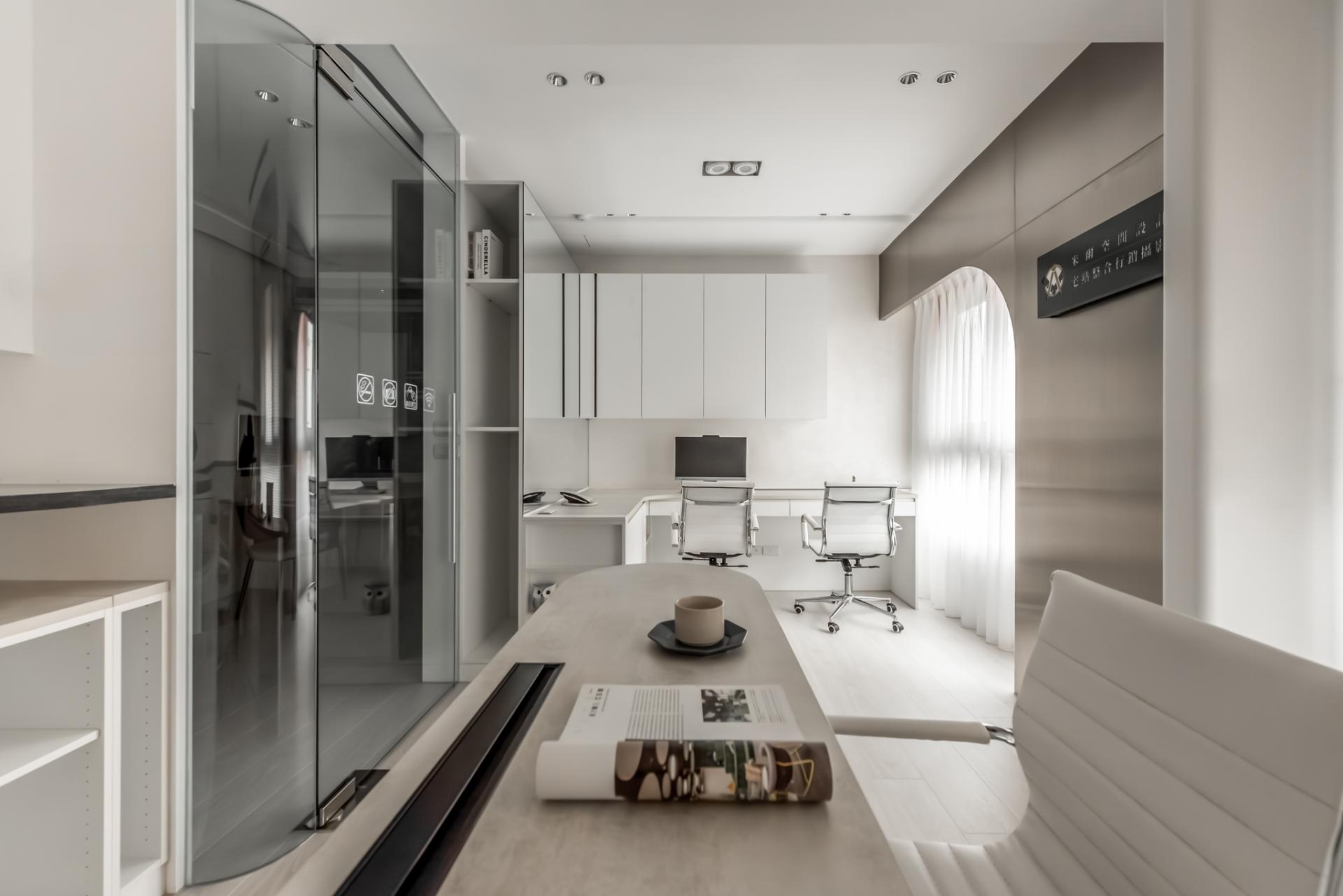 London Design Awards Winner - Luminous Studio
