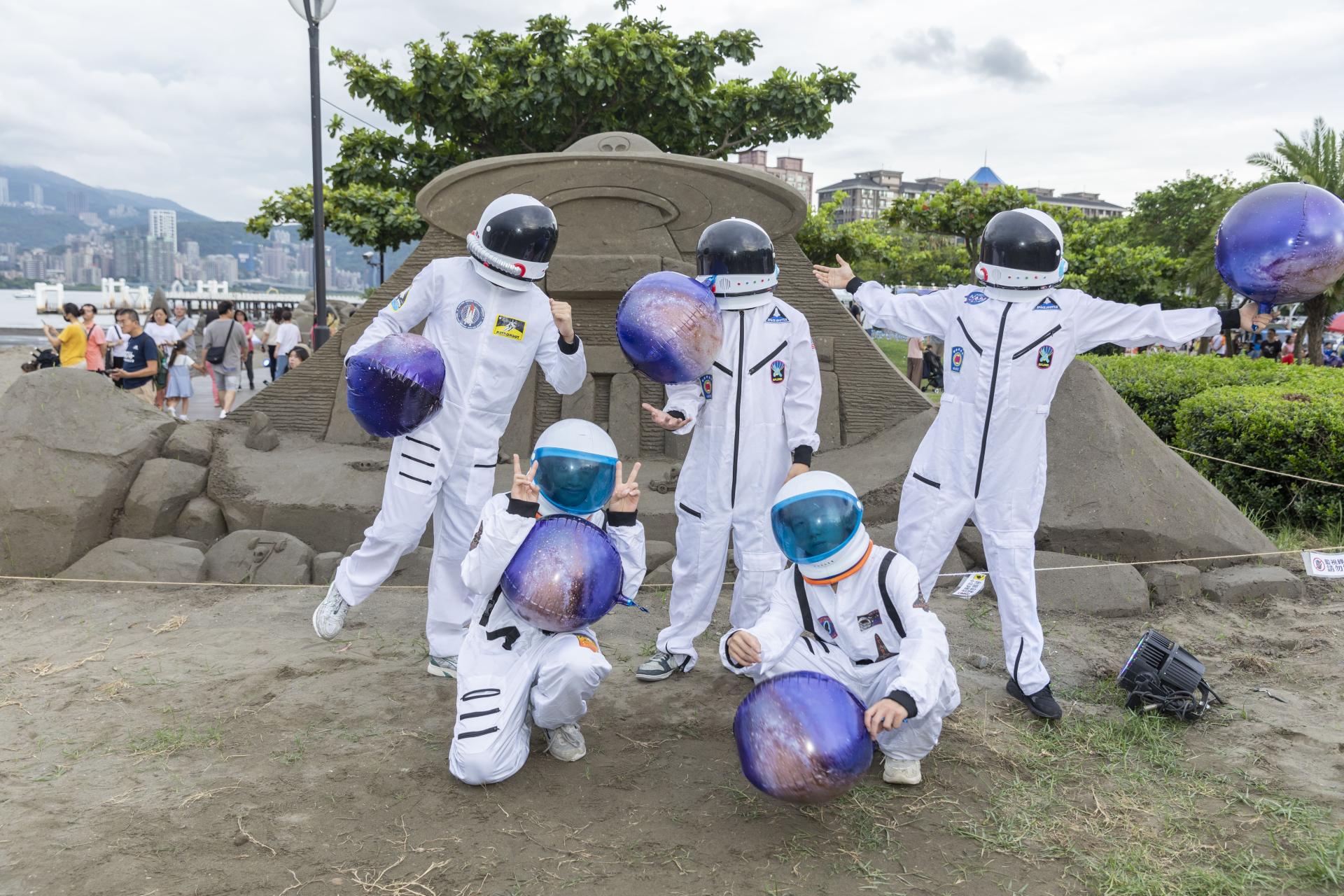 London Design Awards Winner - 2024 Bali Sand Sculpture